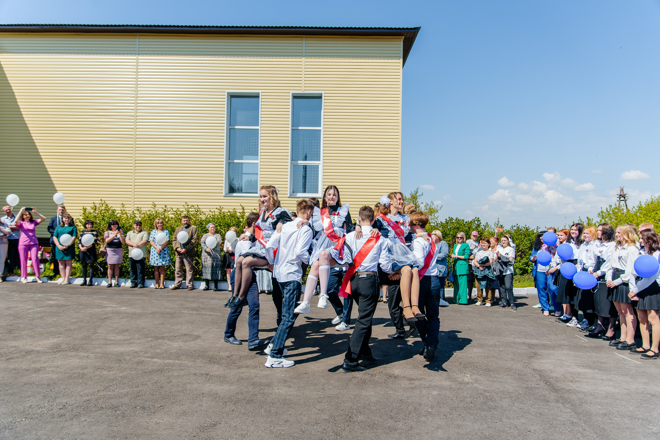 Последний звонок. Семейный фотограф в Барнауле