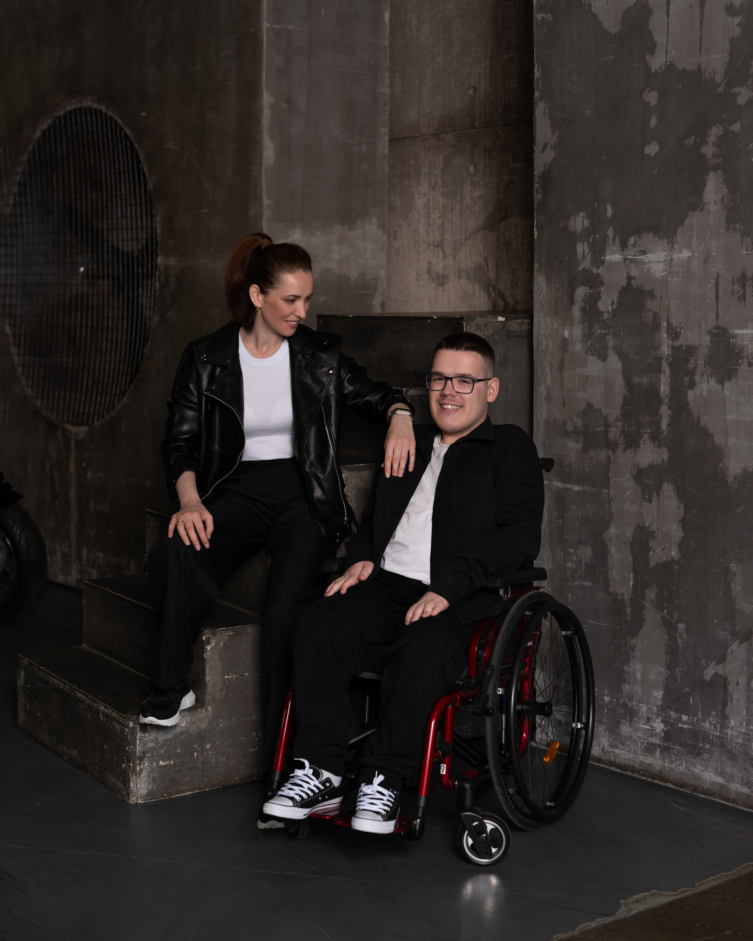 Фотосессия в Cross+Studio зал Цех. Детский и семейный фотограф г. Москва Оксана Катаджи