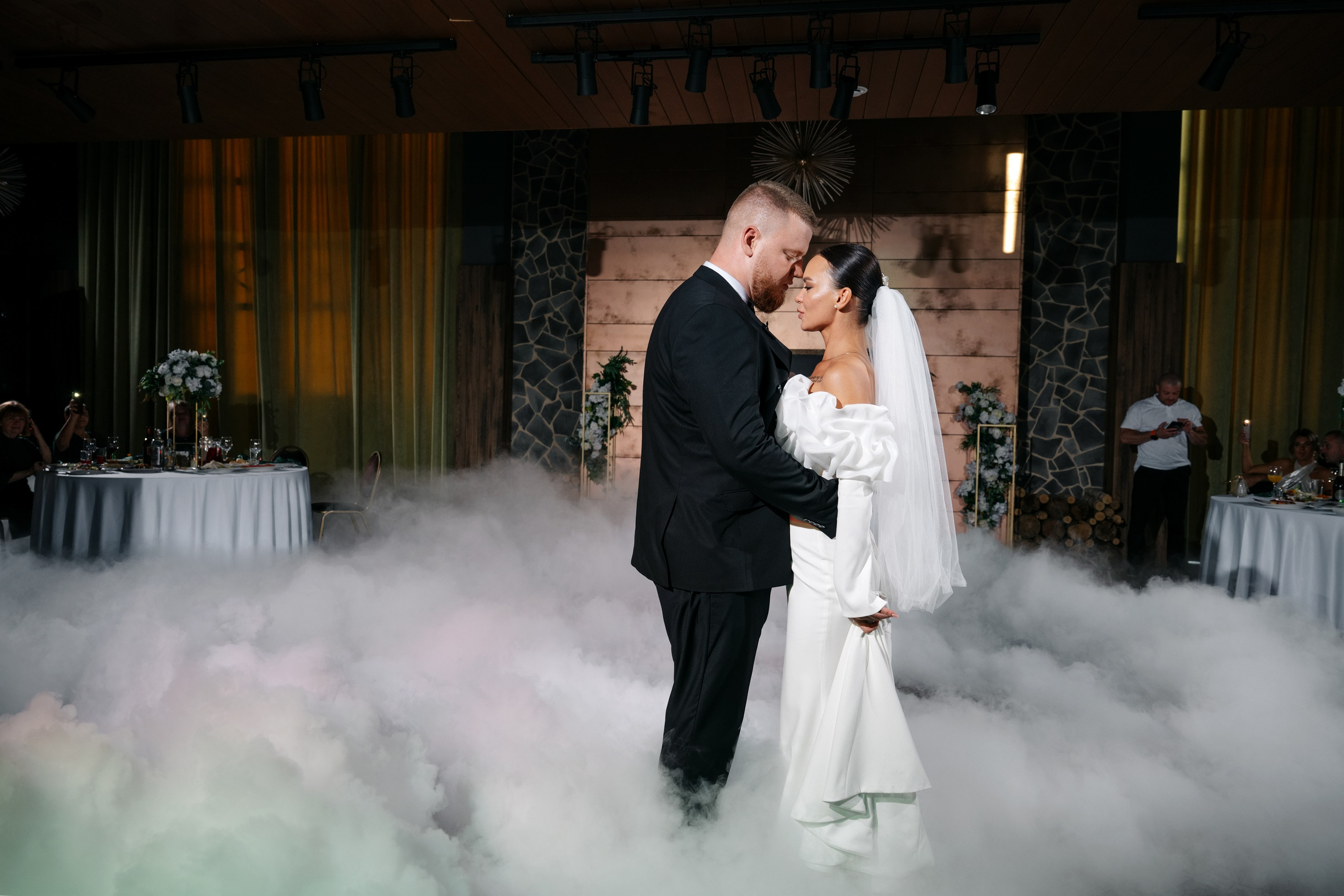 Свадьба в КСК Звёздный. Свадебный и семейный фотограф Виктория Носачёва. Щелково, Москва и МО