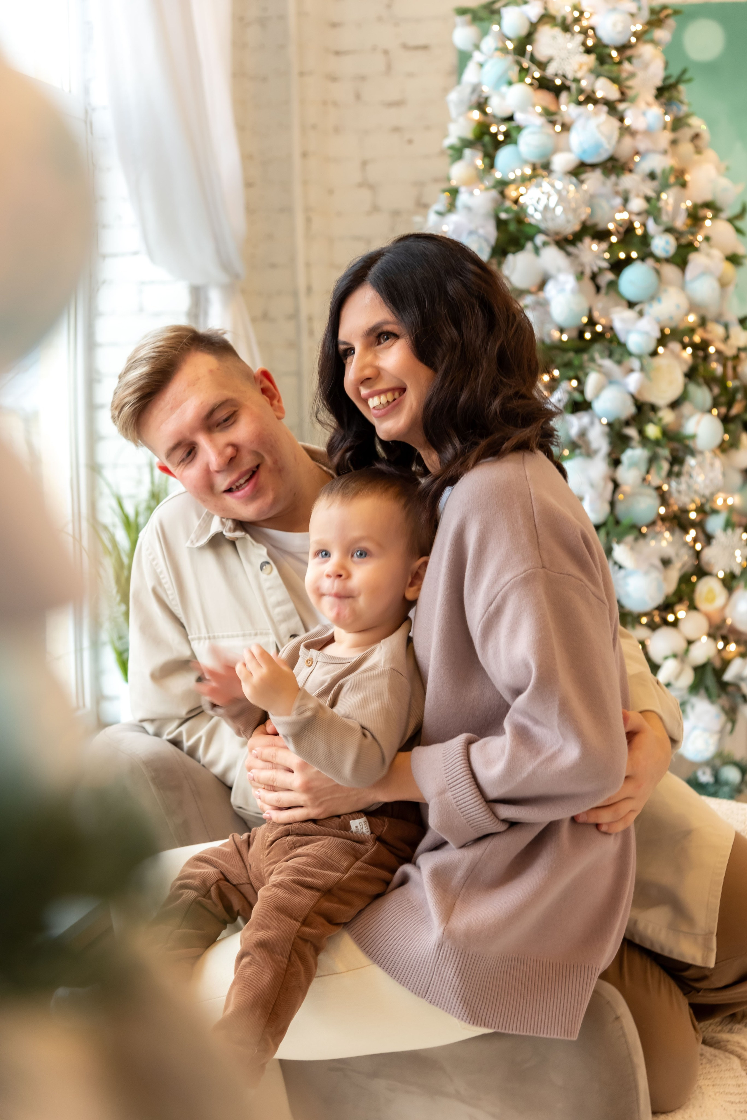 Семейная в фотостудии. Елена Сергеева- фотограф для жизни и бренда. Фотосессии и репортаж мероприятий