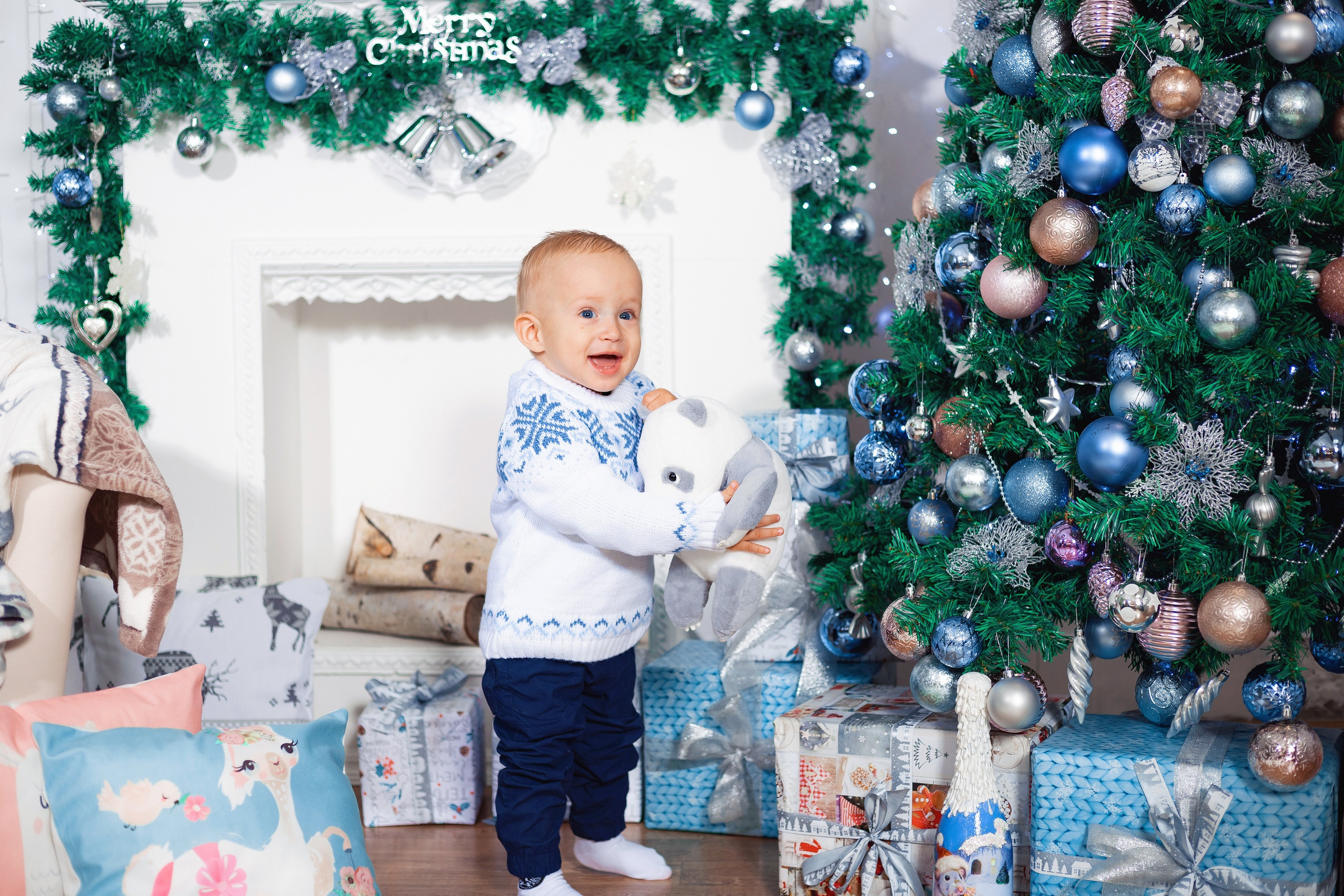 © Фотостудия "Олеся". Все права защищены. "Любое использование или копирование материалов или элементов дизайна сайта допускается только с разрешения правообладателя и со ссылкой на источник".