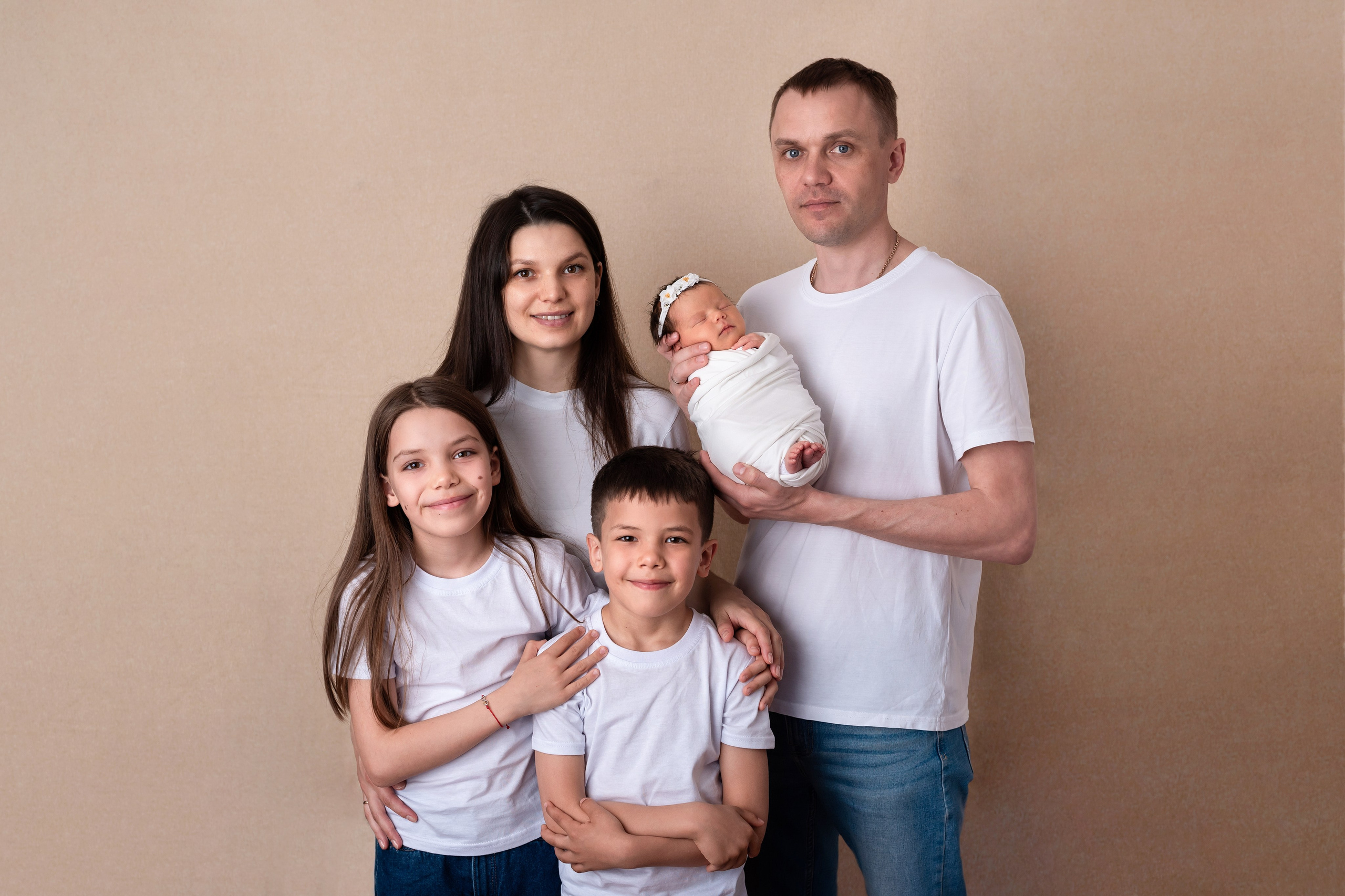 Кадры с родителями и старшими детьми. Фотограф новорожденных в Екатеринбурге Анастасия Карманова