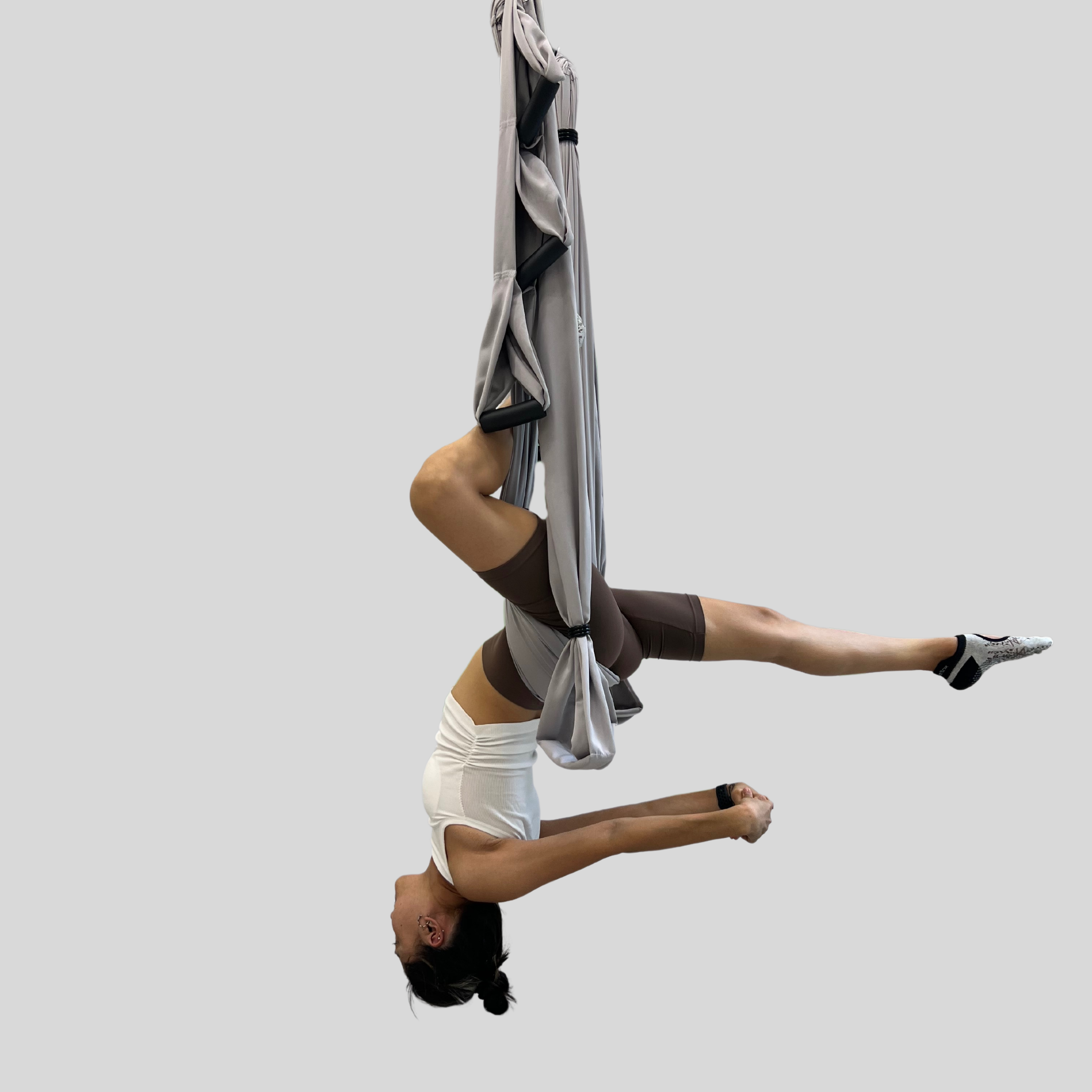 Флай йога, aerial yoga, аэро йога, связка в гамаке, позы в гамаке, aerial yoga exercise, fly yoga practice, fly yoga low, низкий гамак. Преподаю и провожу обучение по флай йоге