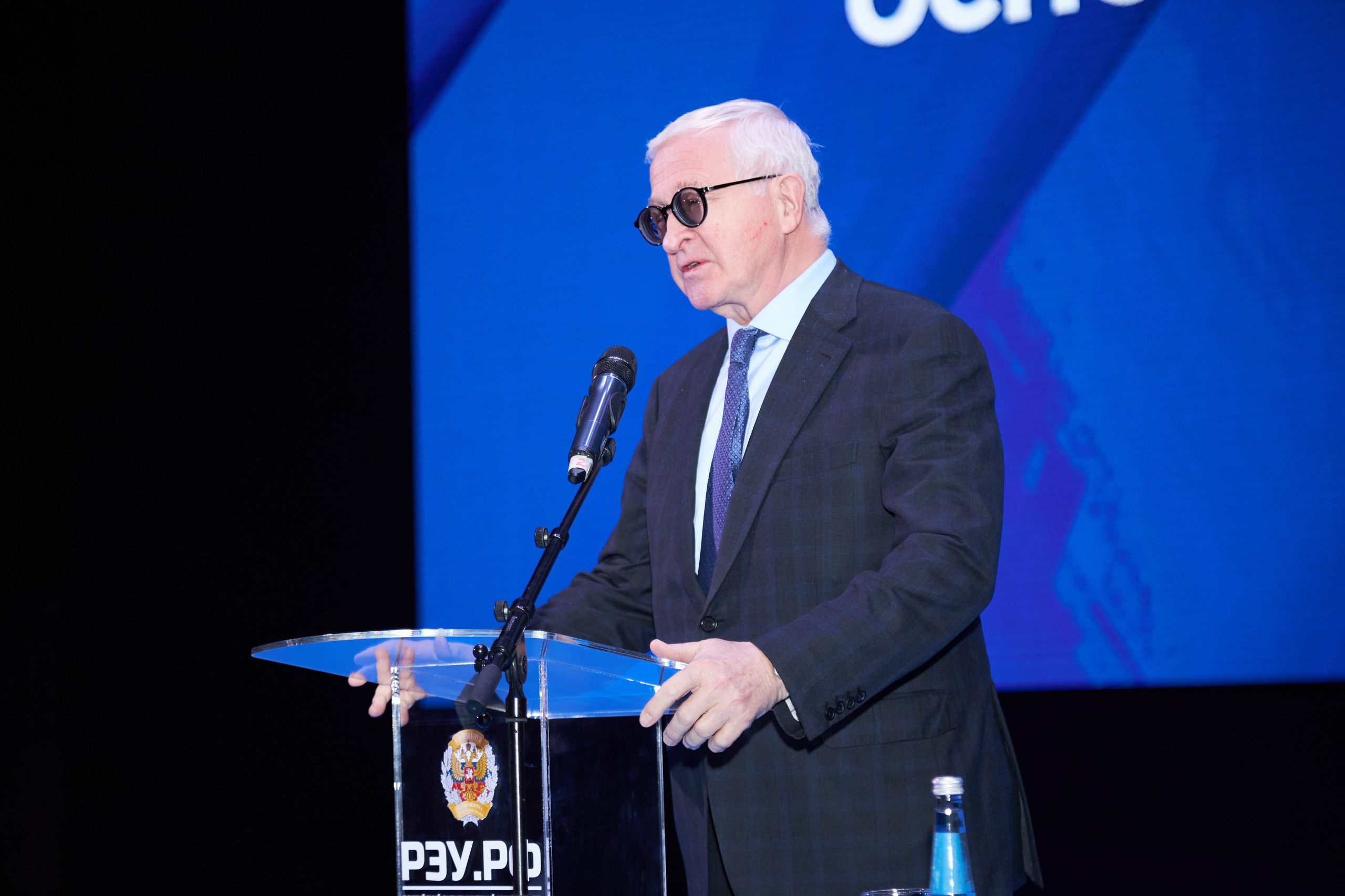 Седьмой профессорский форум. Фотограф Савченко Люба. Москва