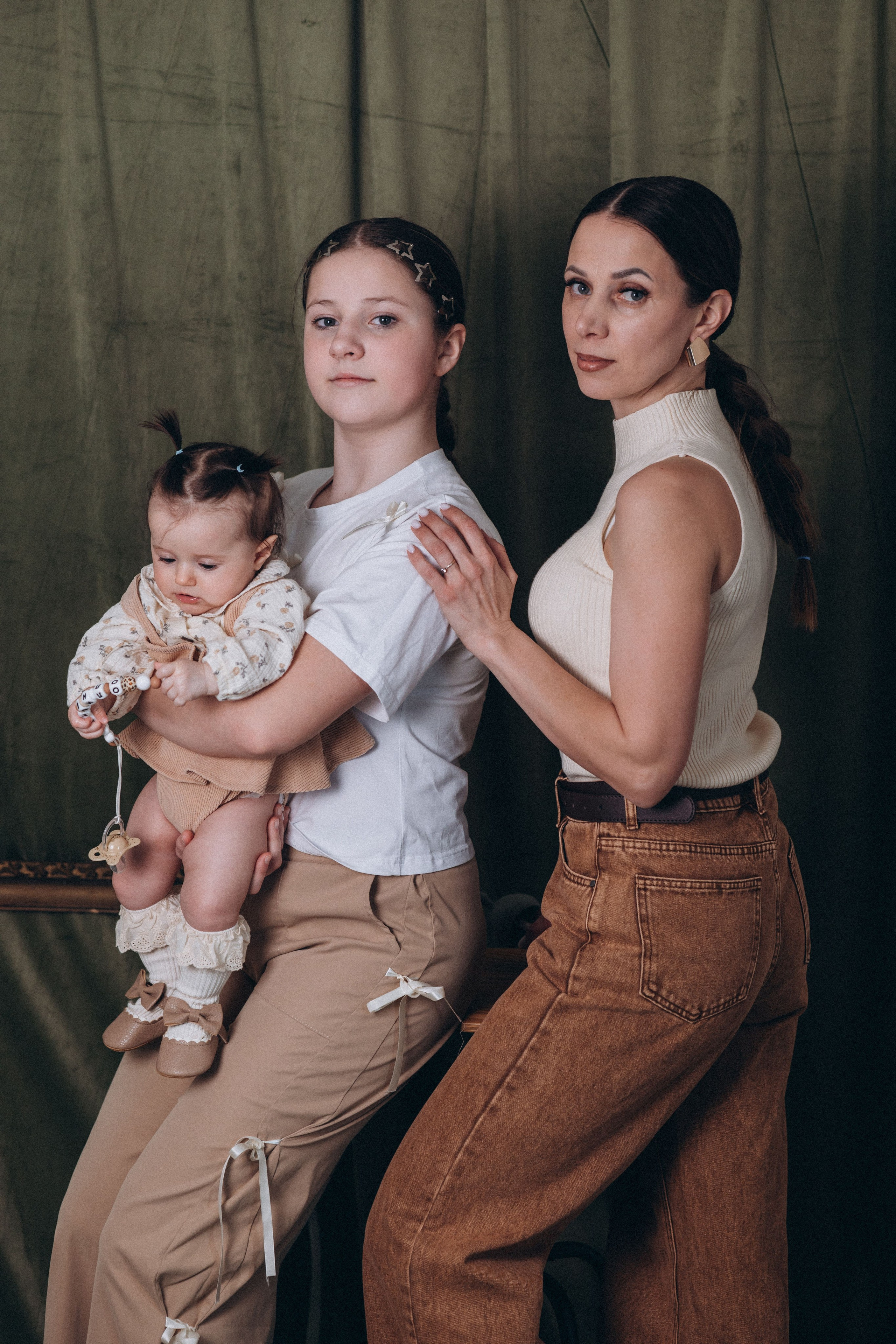 Семья Атамась. Семейный фотограф Нижневартовск Тюмень Ефимова Ирина