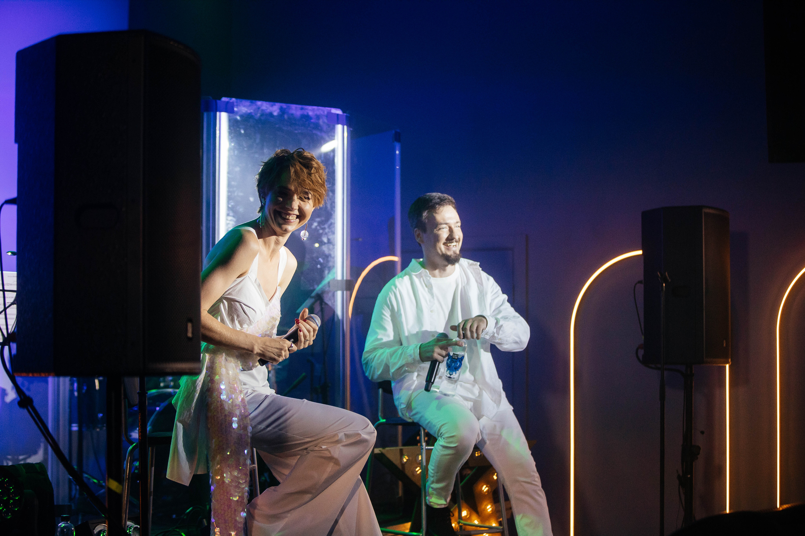 Марина поёт. Фотограф в Красноярске Надежда Воскресенская