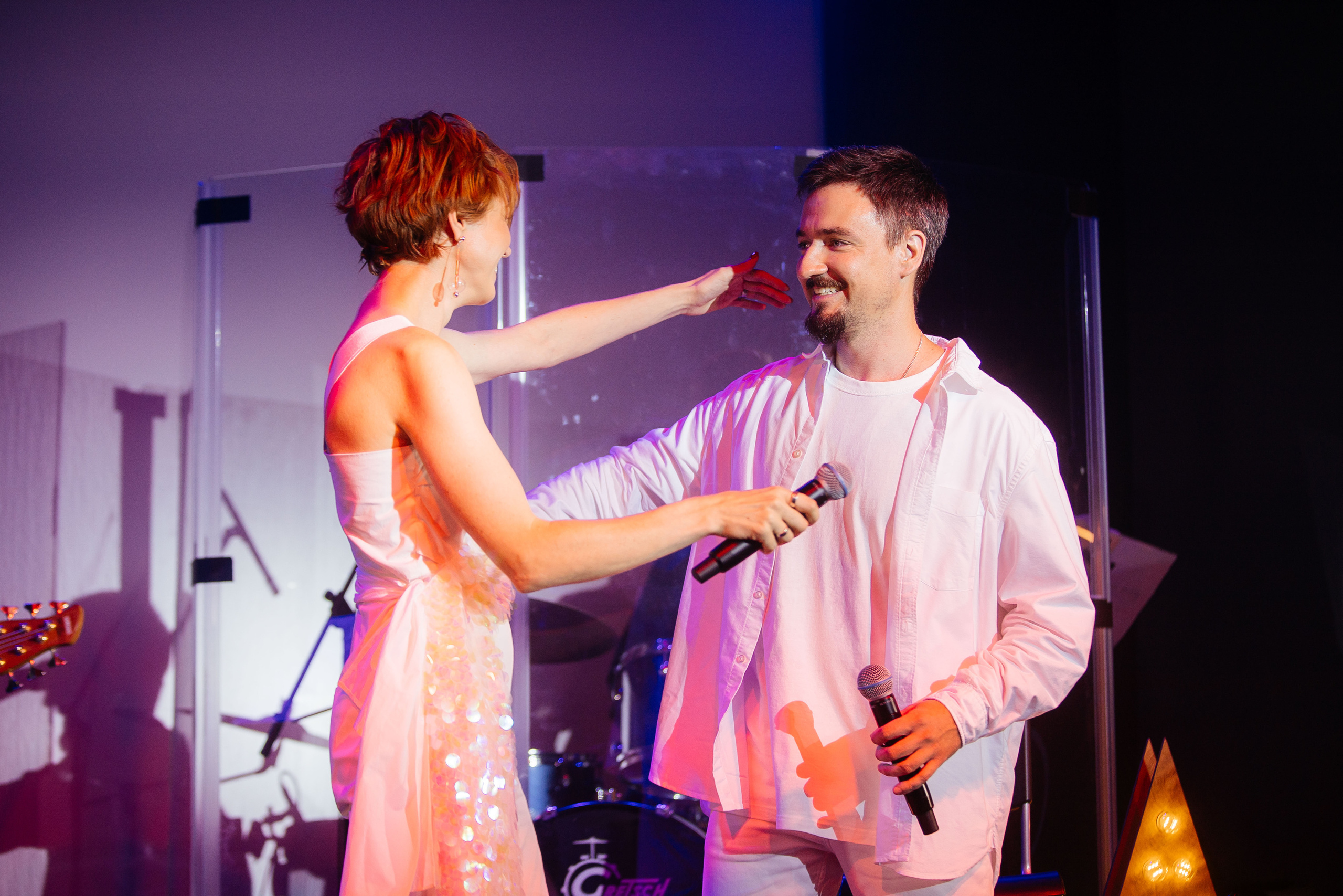 Марина поёт. Фотограф в Красноярске Надежда Воскресенская