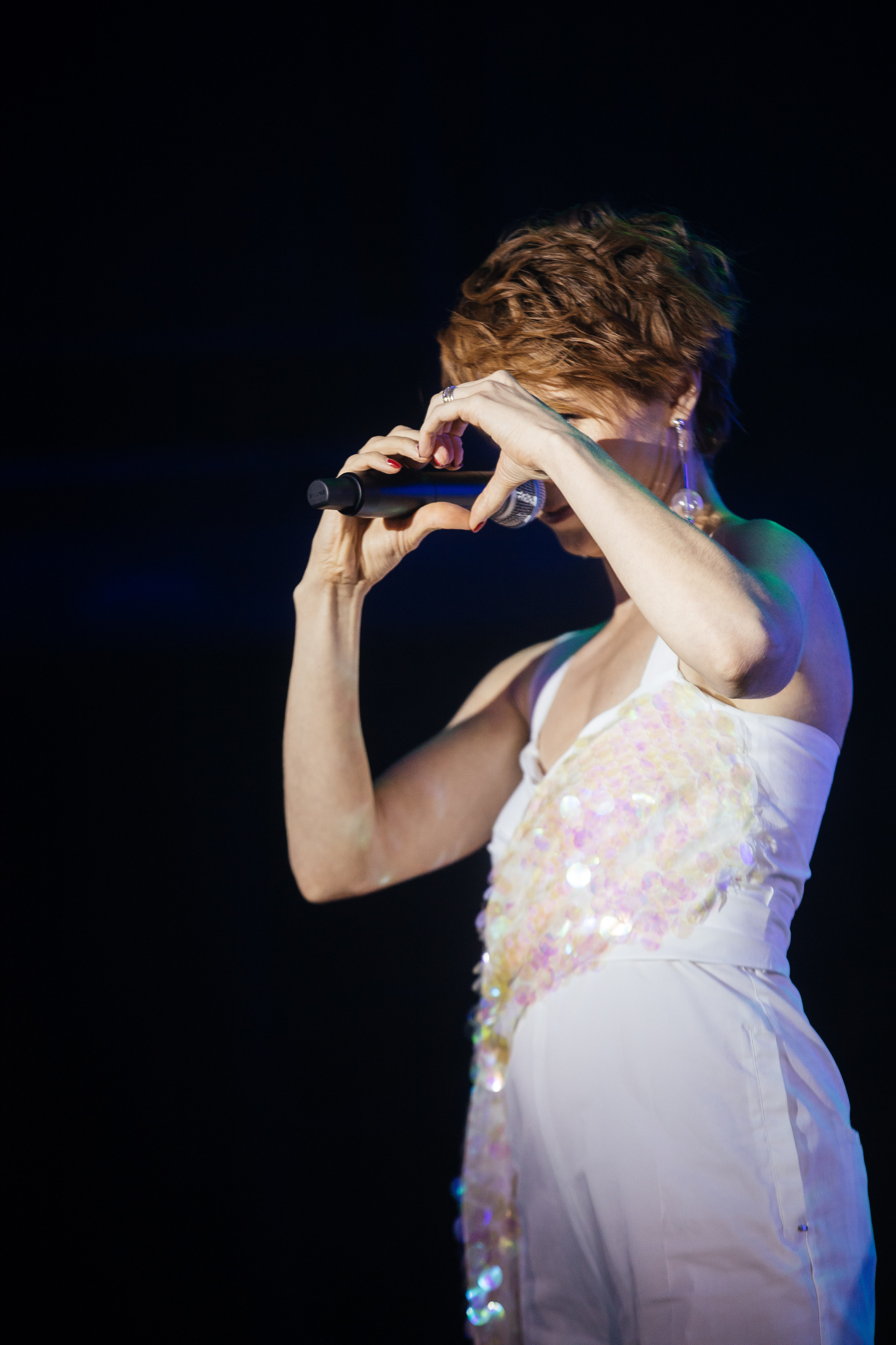 Марина поёт. Фотограф в Красноярске Надежда Воскресенская