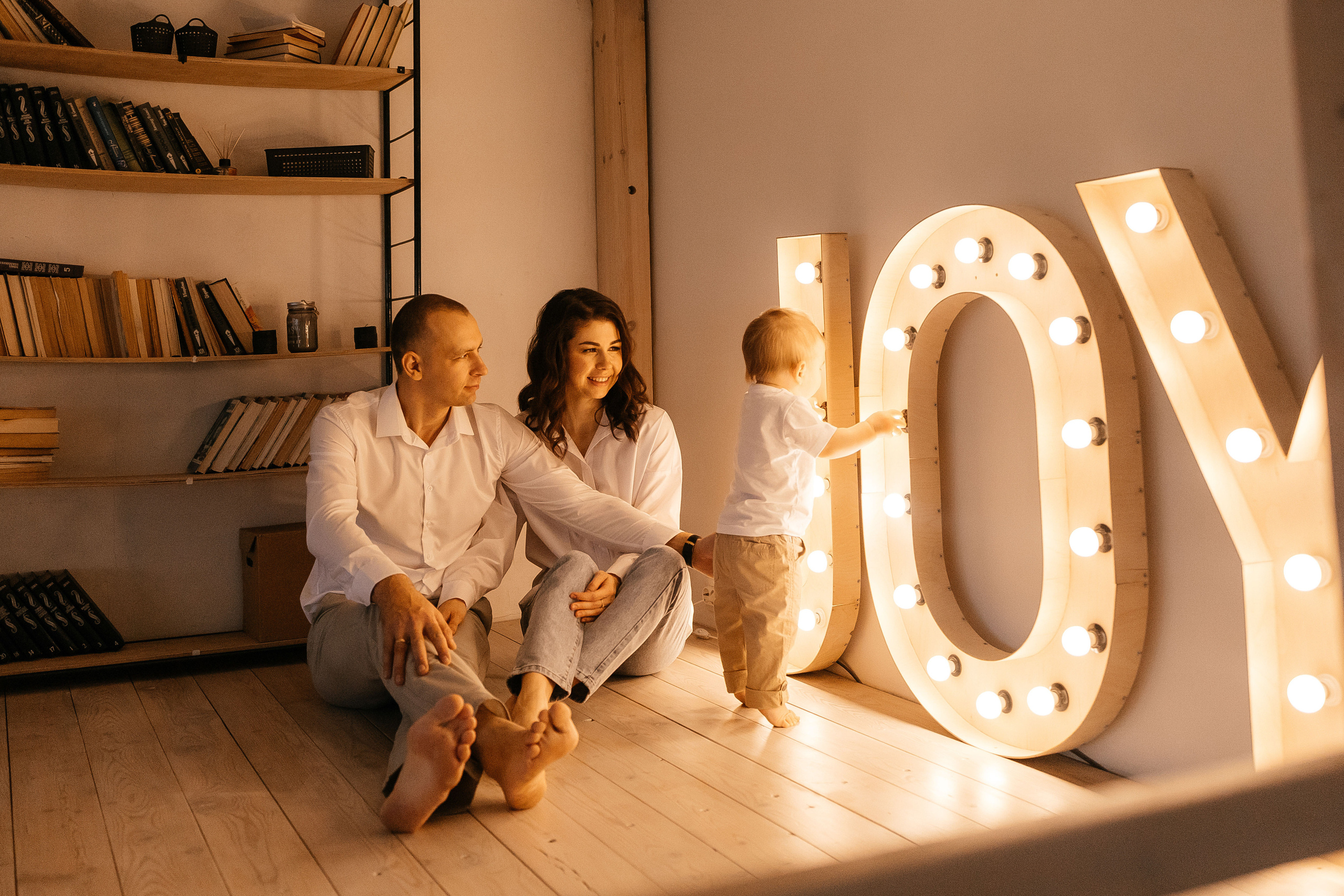 Лев с родителями. Фотограф в Красноярске Надежда Воскресенская