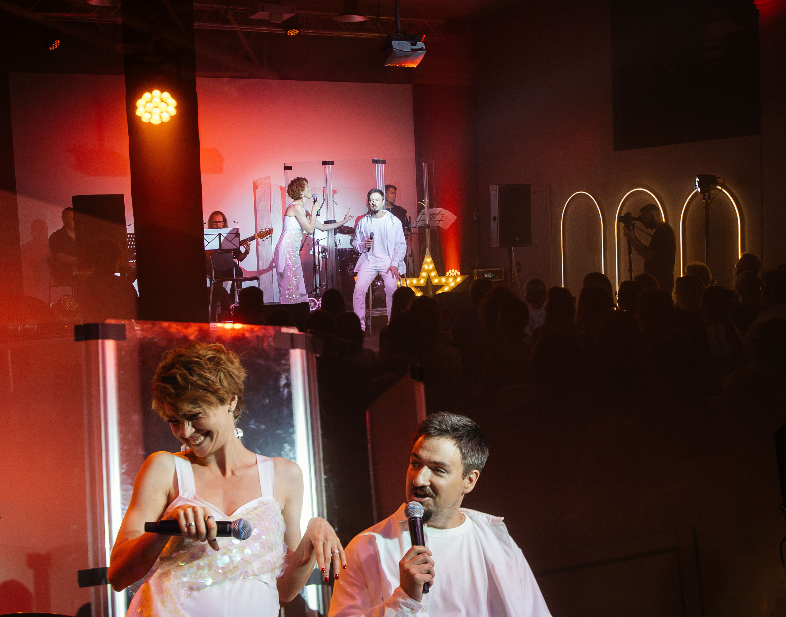 Марина поёт. Фотограф в Красноярске Надежда Воскресенская