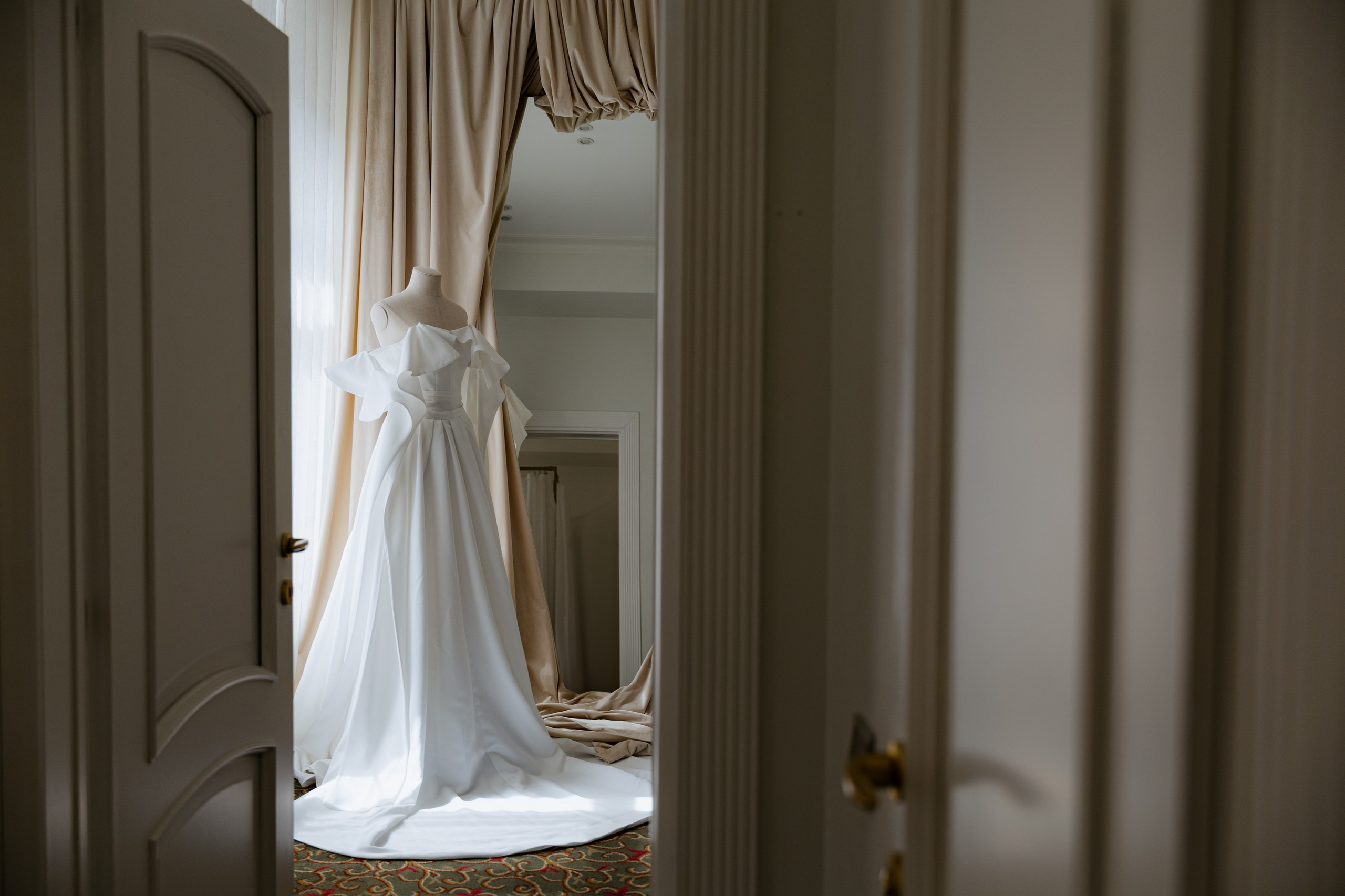 Династии и Карина. Фотограф в Москве Гришин Леонид