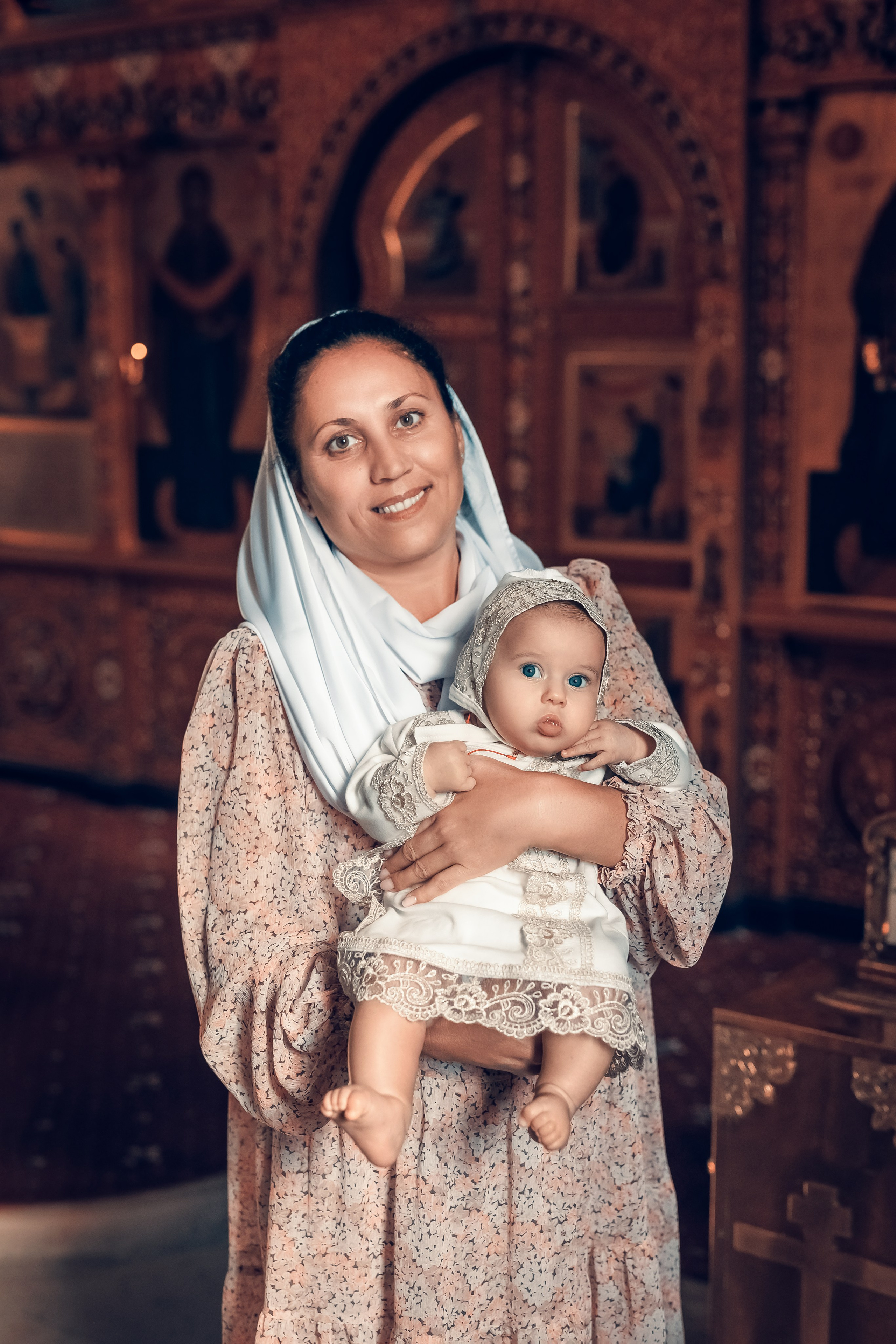 Церковь Покрова Пресвятой Богородицы в Братцеве. Фотограф Newborn и церковных Таинств