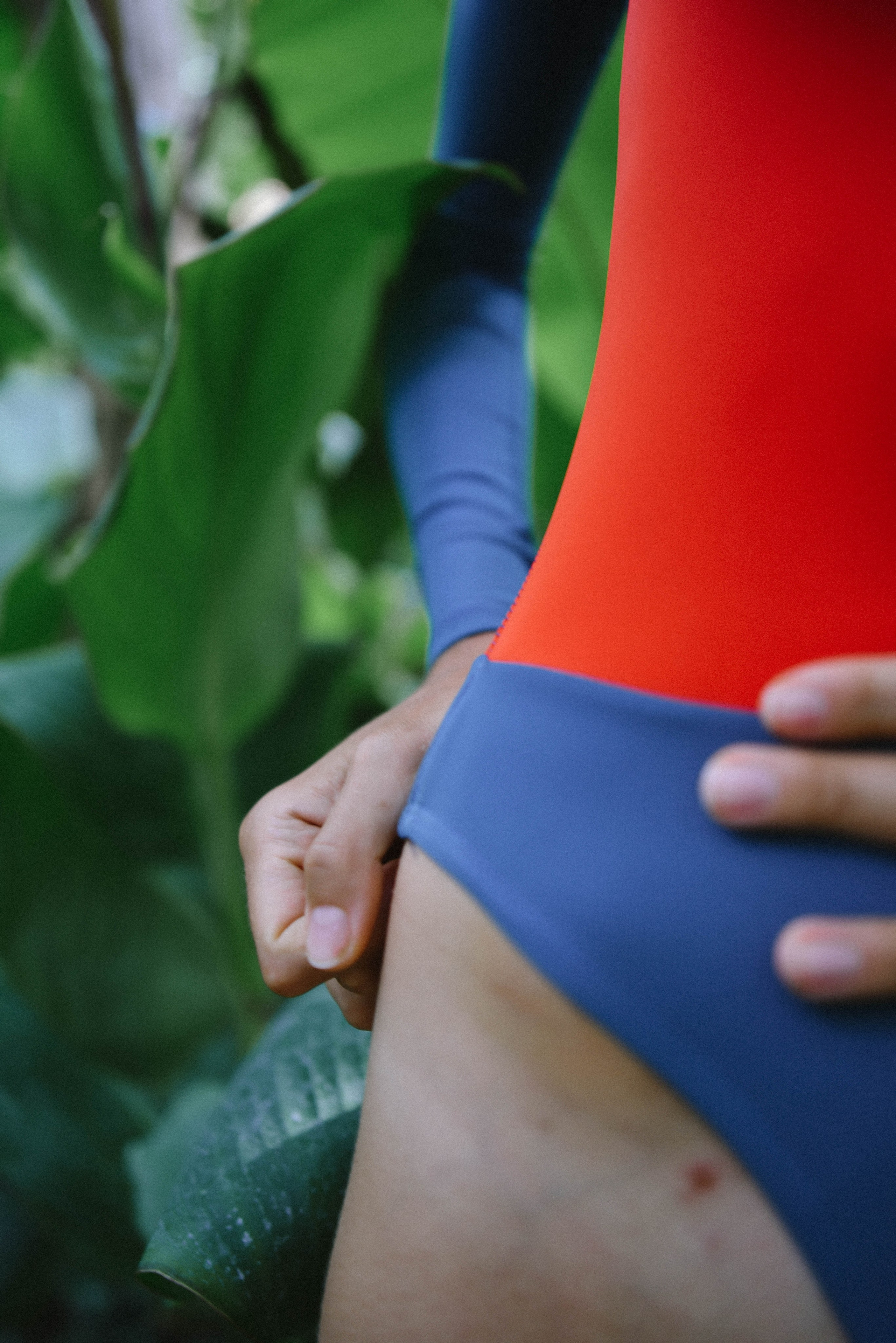 Съемка серфинга с воды в Аругам Бэй | Девушка на волнах восточного побережья. Фотограф на Шри-Ланке