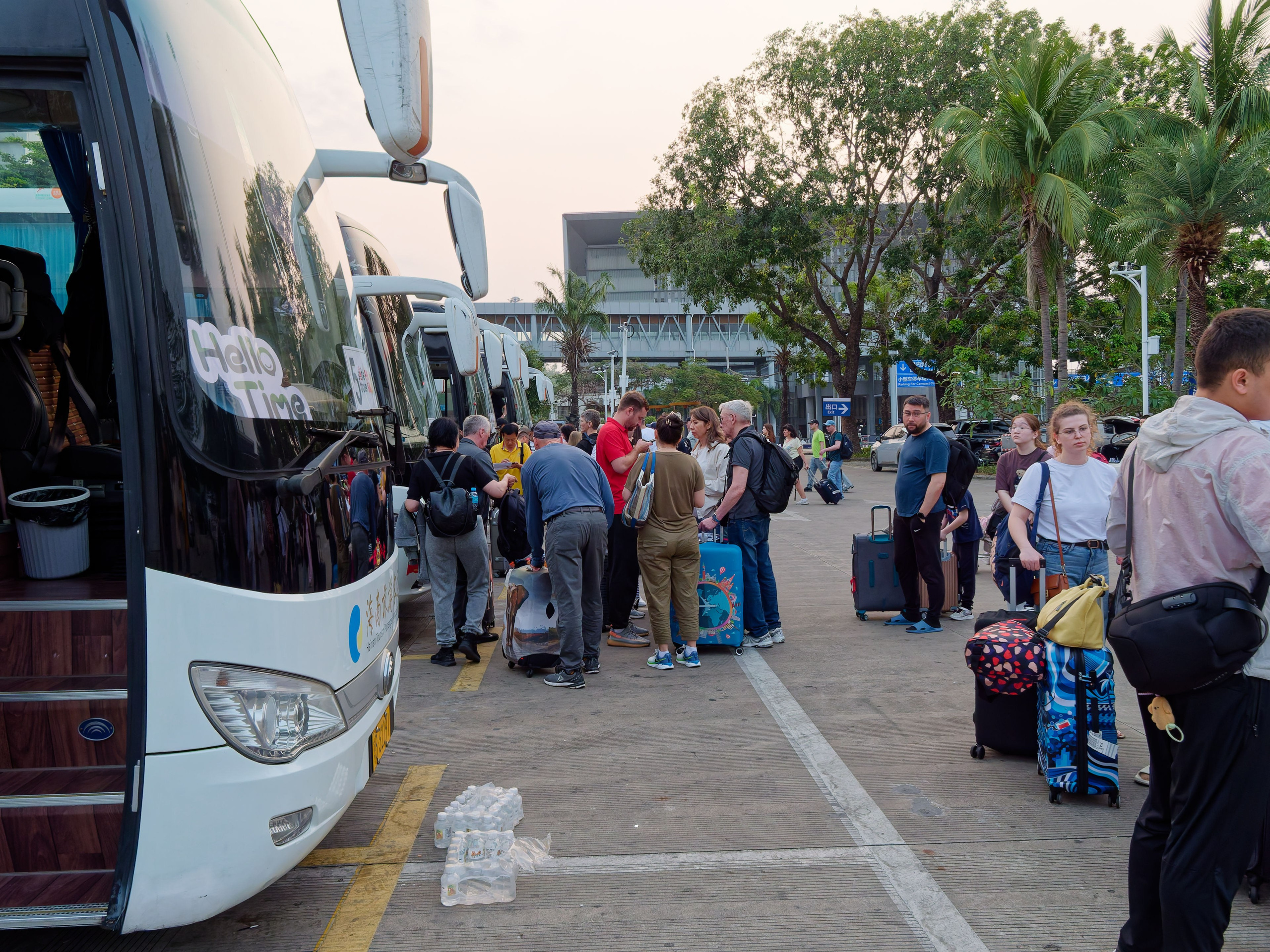 Хайнань 2026, первые впечатления. Фотопрогулки по Миру