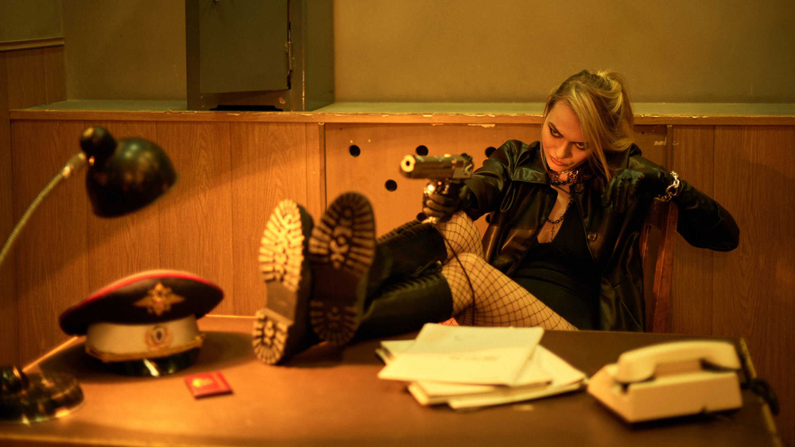 КПЗ. Виктор Кривогуз — российский портретный фотограф