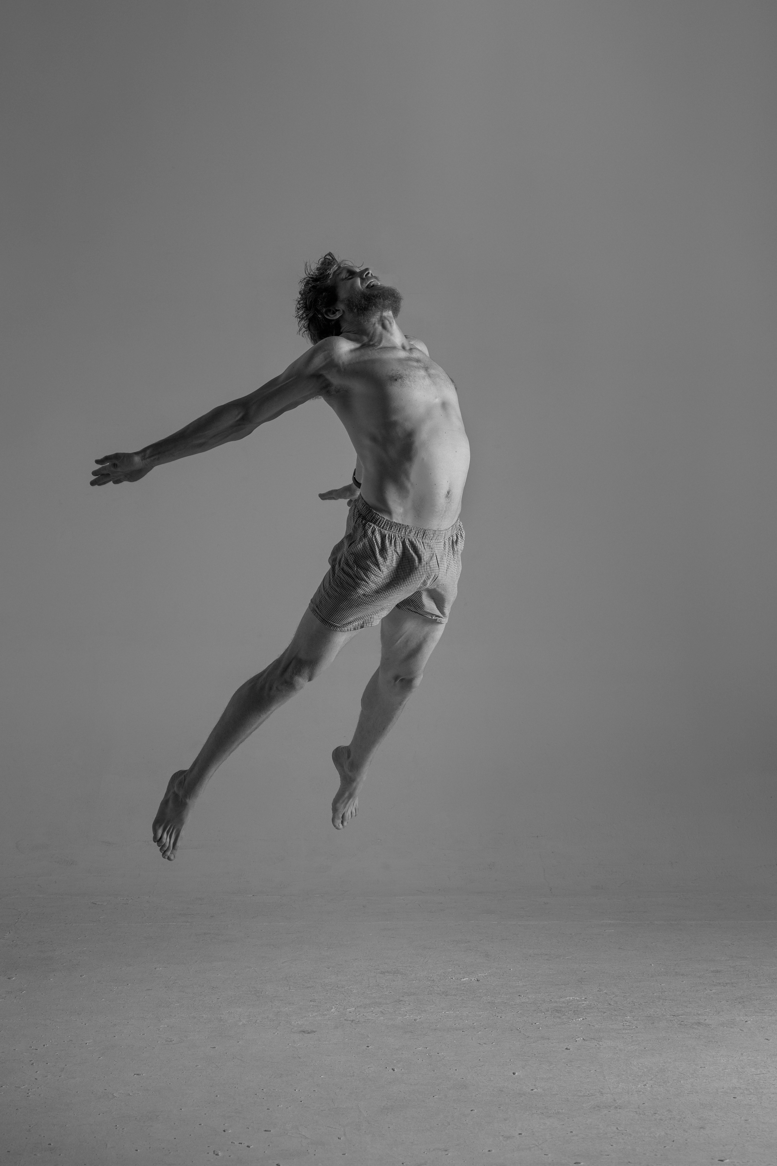 Виктор Хориняк. Виктор Кривогуз — российский портретный фотограф