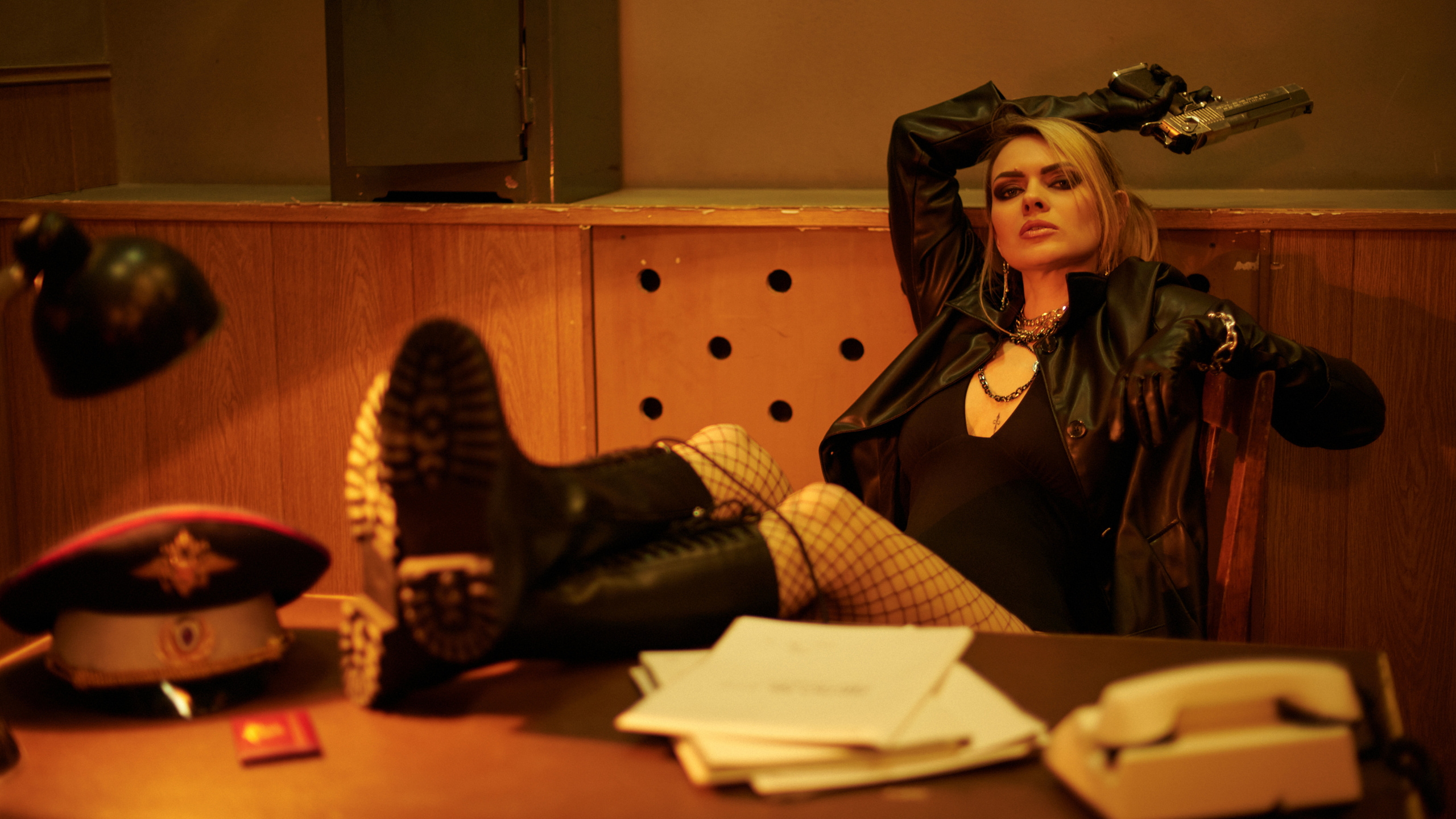 КПЗ. Виктор Кривогуз — российский портретный фотограф