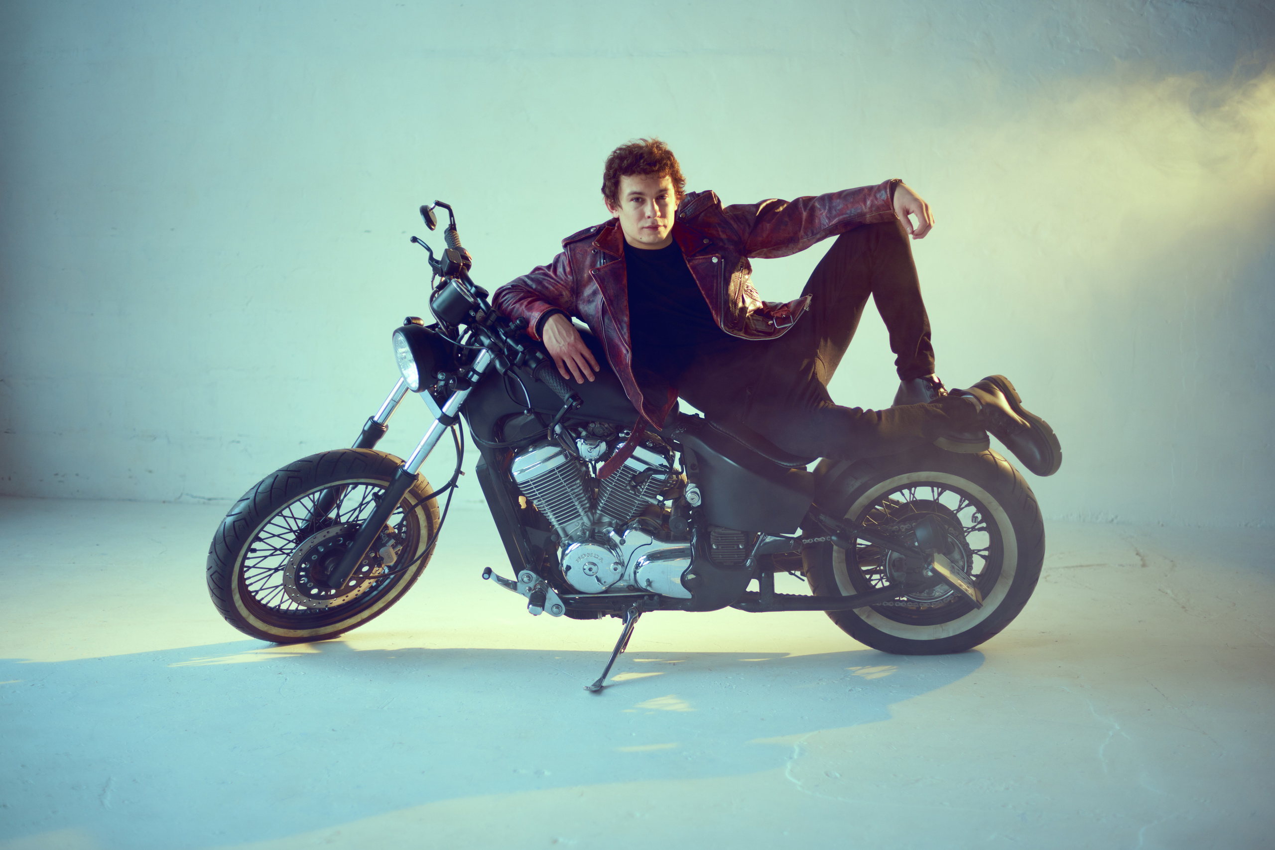 Никита Кологривый. Виктор Кривогуз — российский портретный фотограф