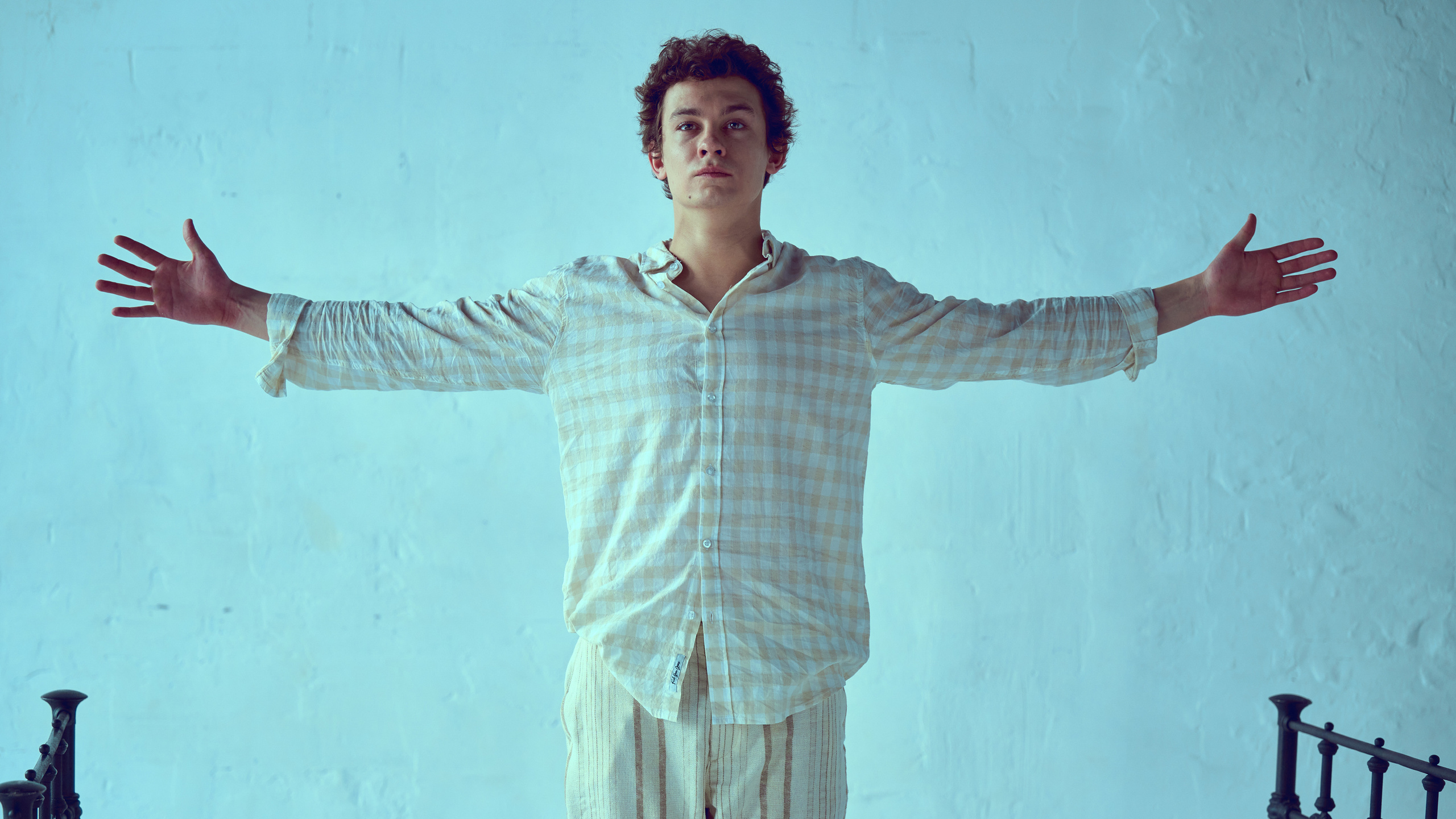 Капитан. Виктор Кривогуз — российский портретный фотограф