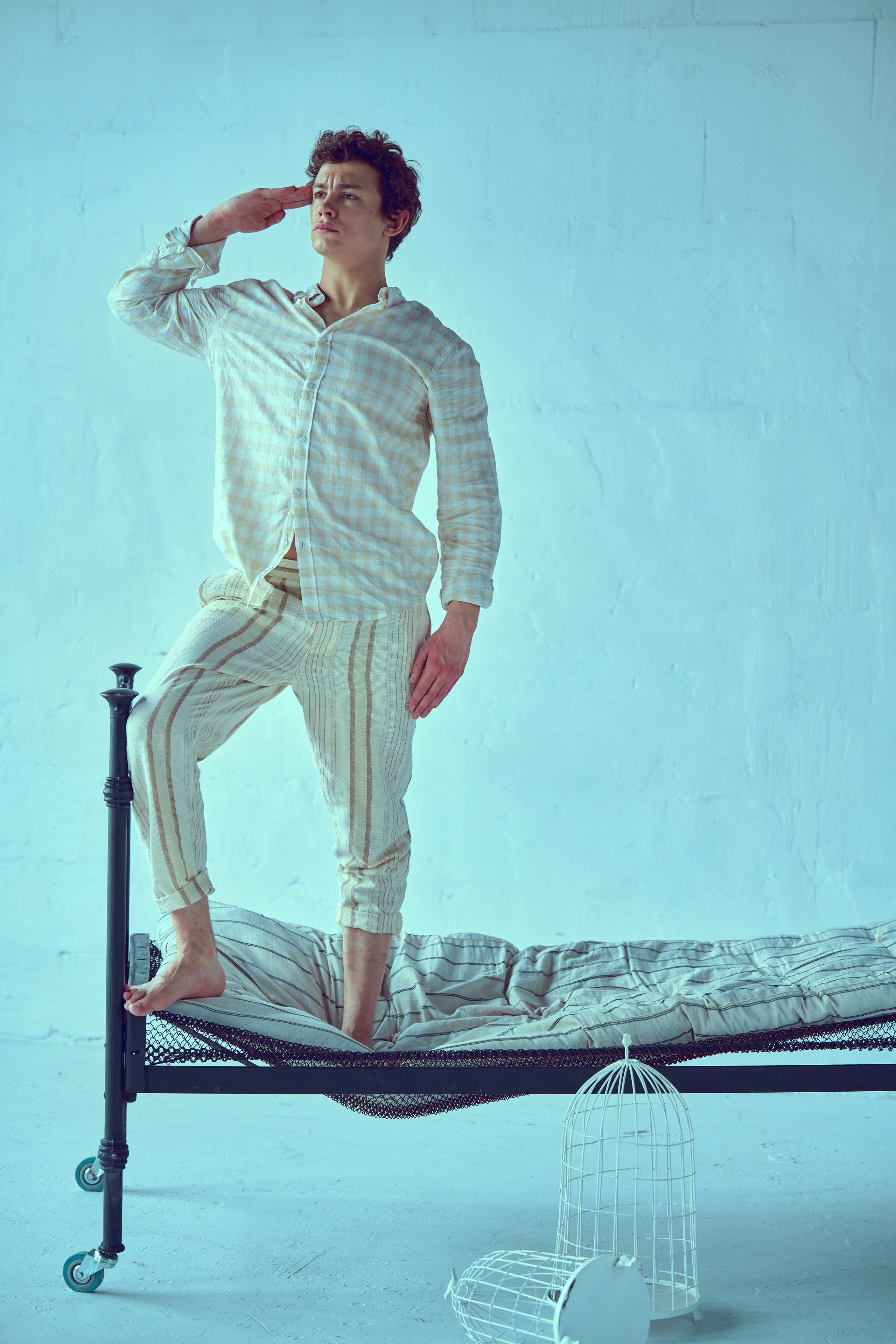 Капитан. Виктор Кривогуз — российский портретный фотограф