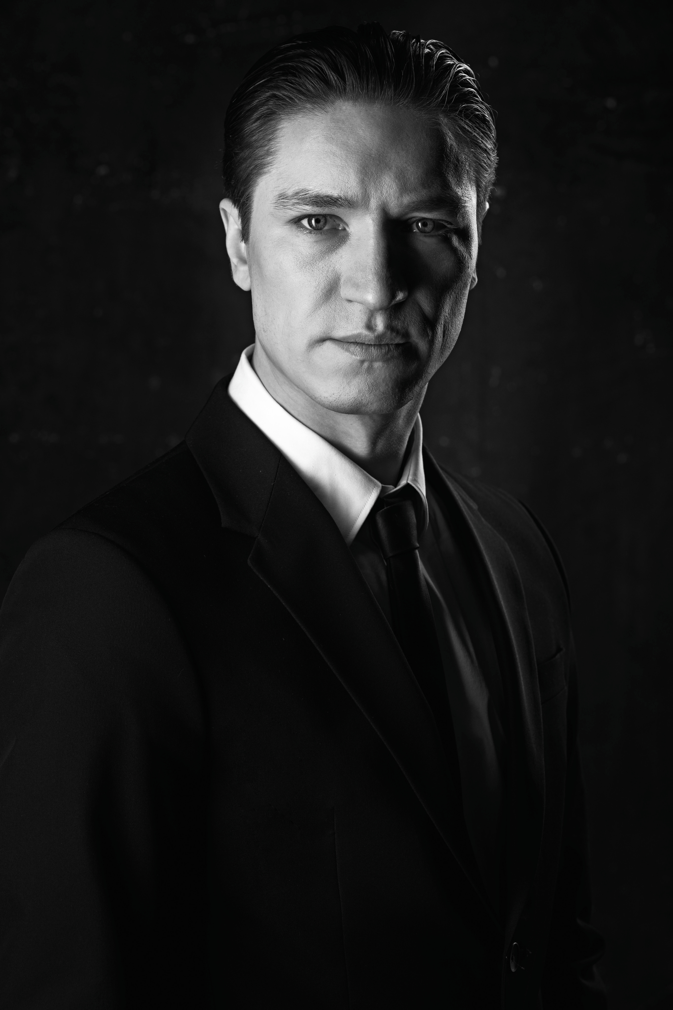 Алексей Кирсанов. Виктор Кривогуз — российский портретный фотограф