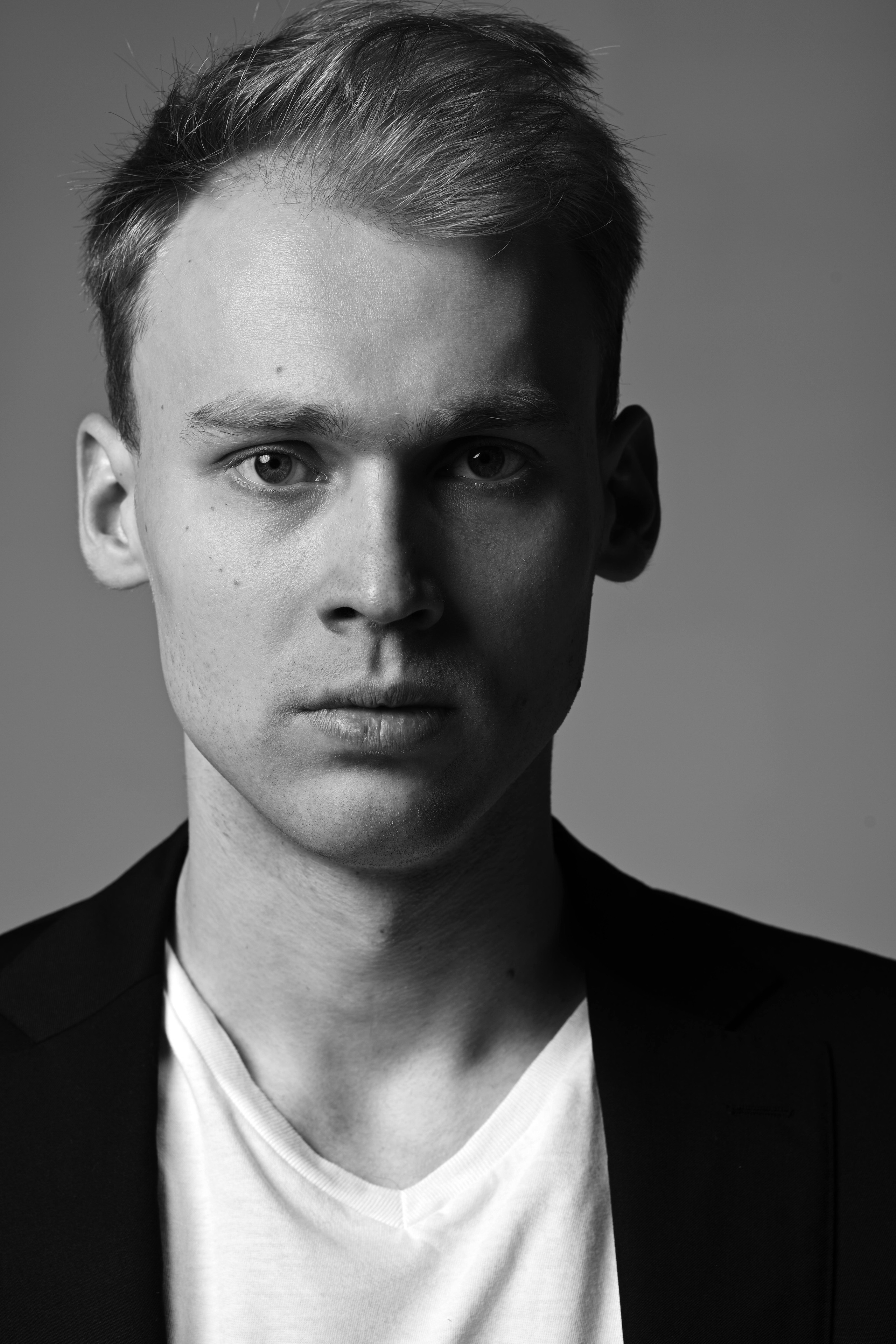 Митя. Виктор Кривогуз — российский портретный фотограф