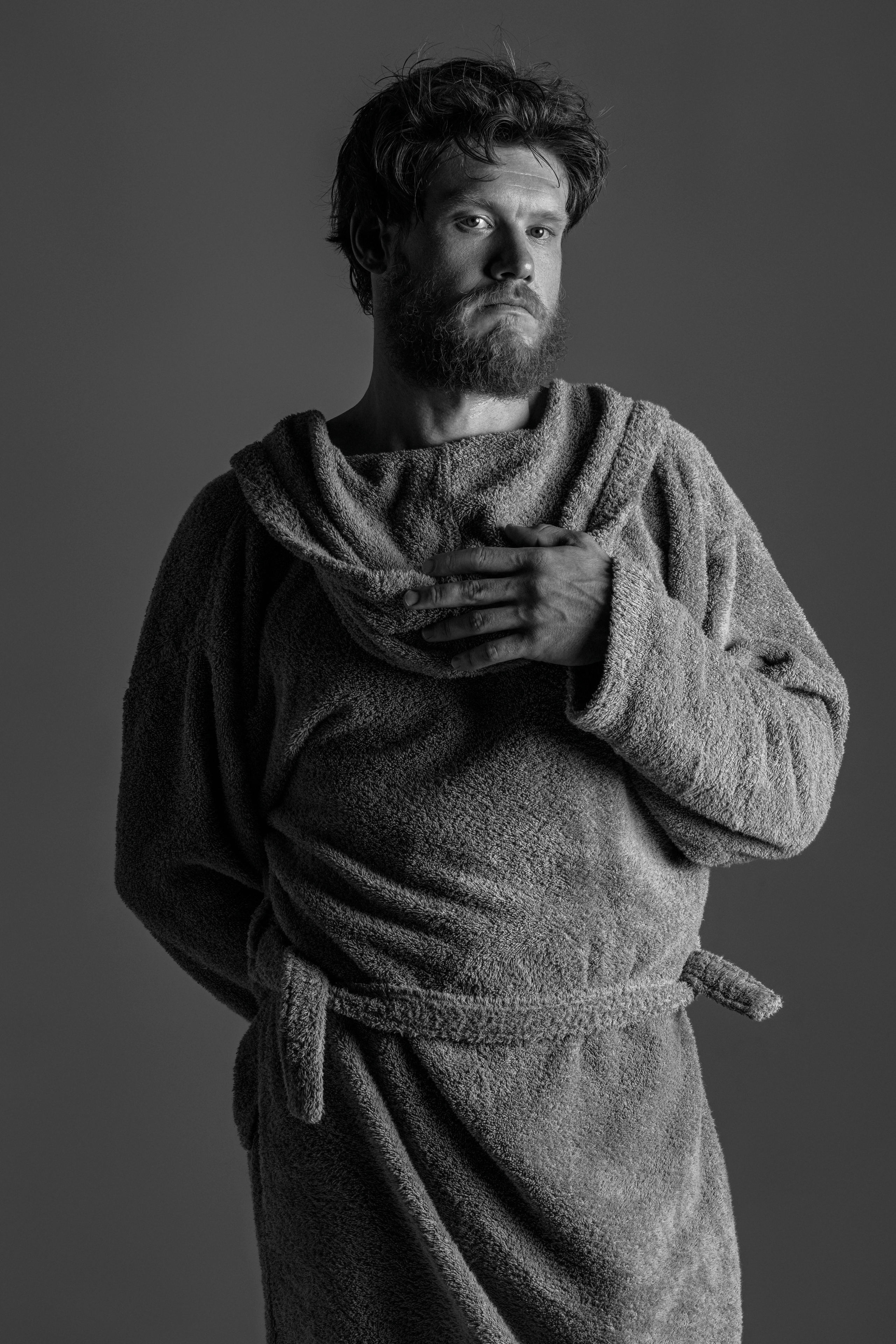 Виктор Хориняк. Виктор Кривогуз — российский портретный фотограф