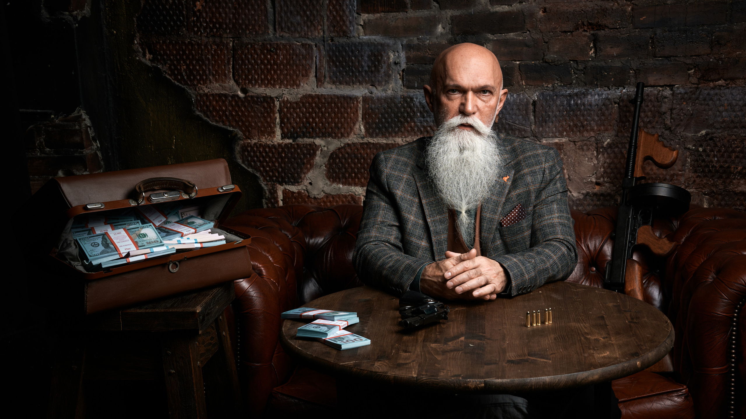 Артур. Виктор Кривогуз — российский портретный фотограф