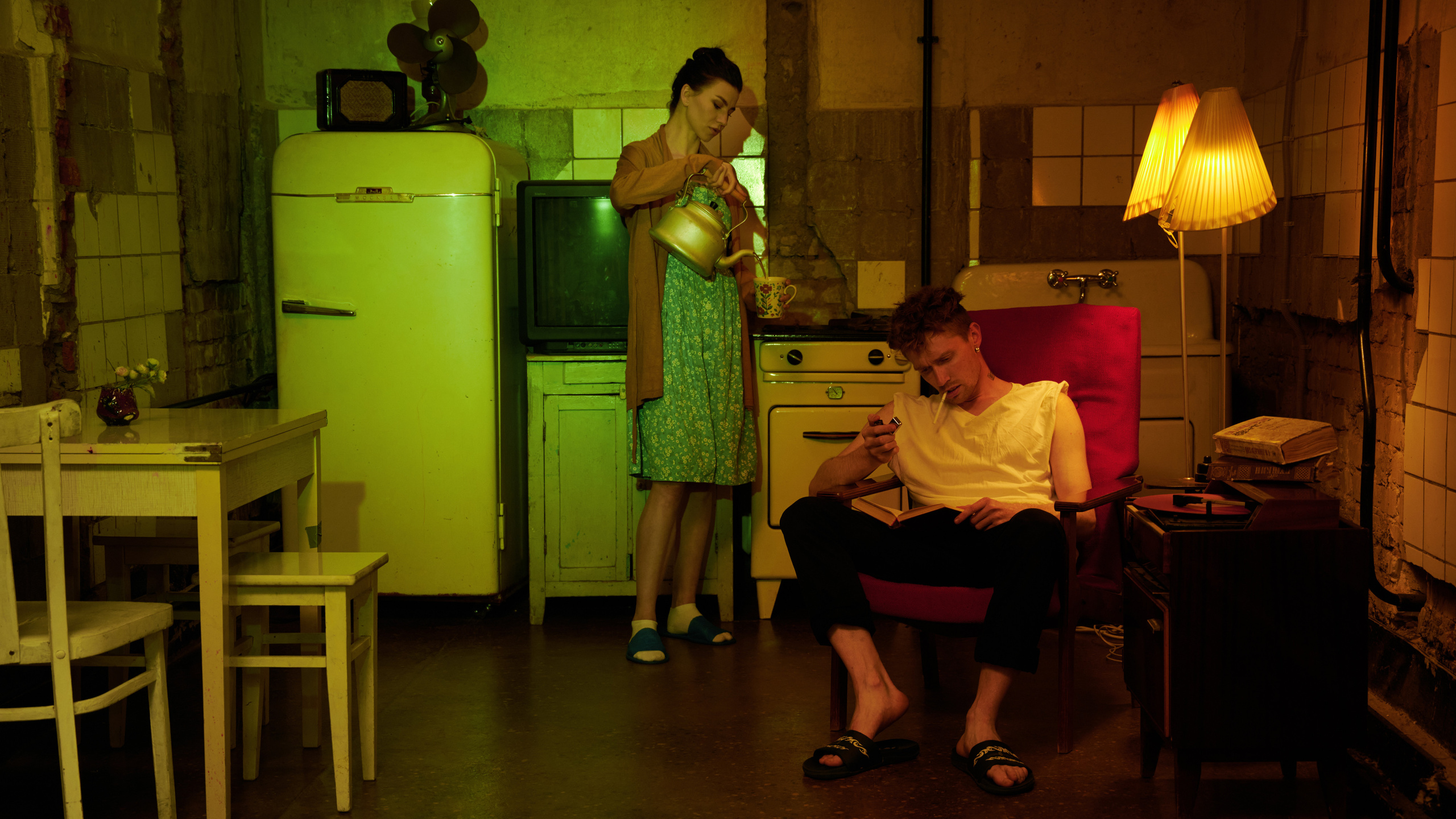 Убитые бытом. Виктор Кривогуз — российский портретный фотограф