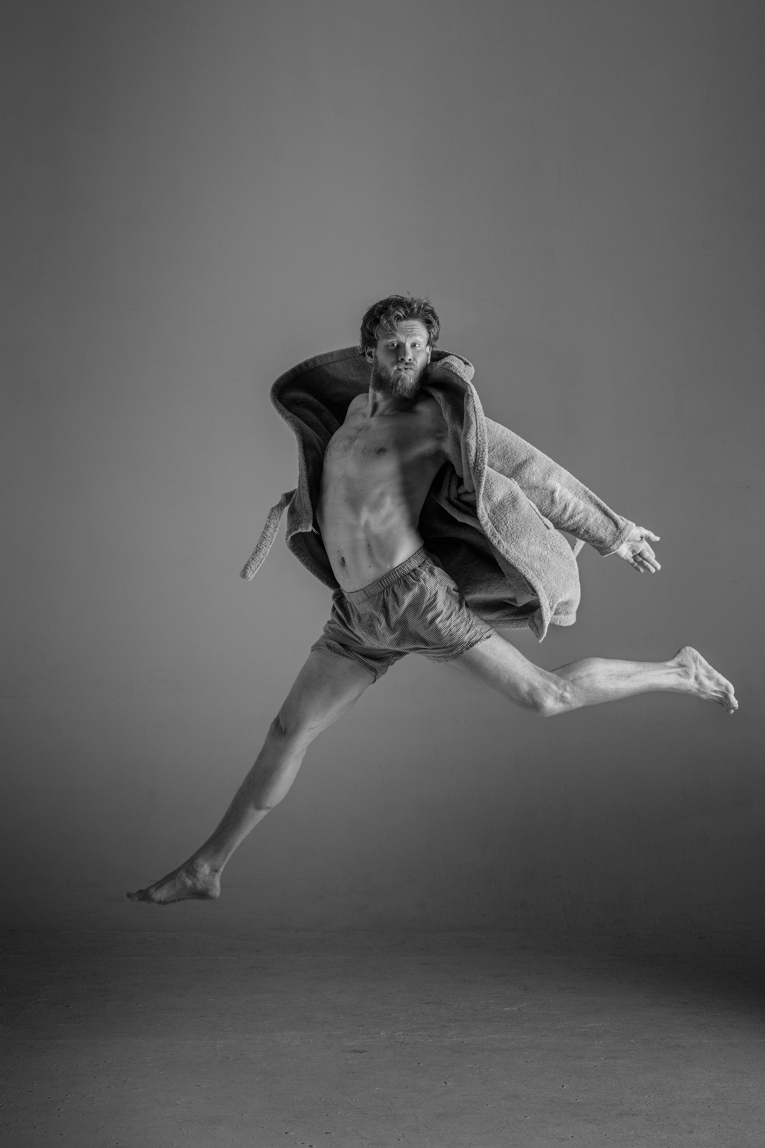 Виктор Хориняк. Виктор Кривогуз — российский портретный фотограф