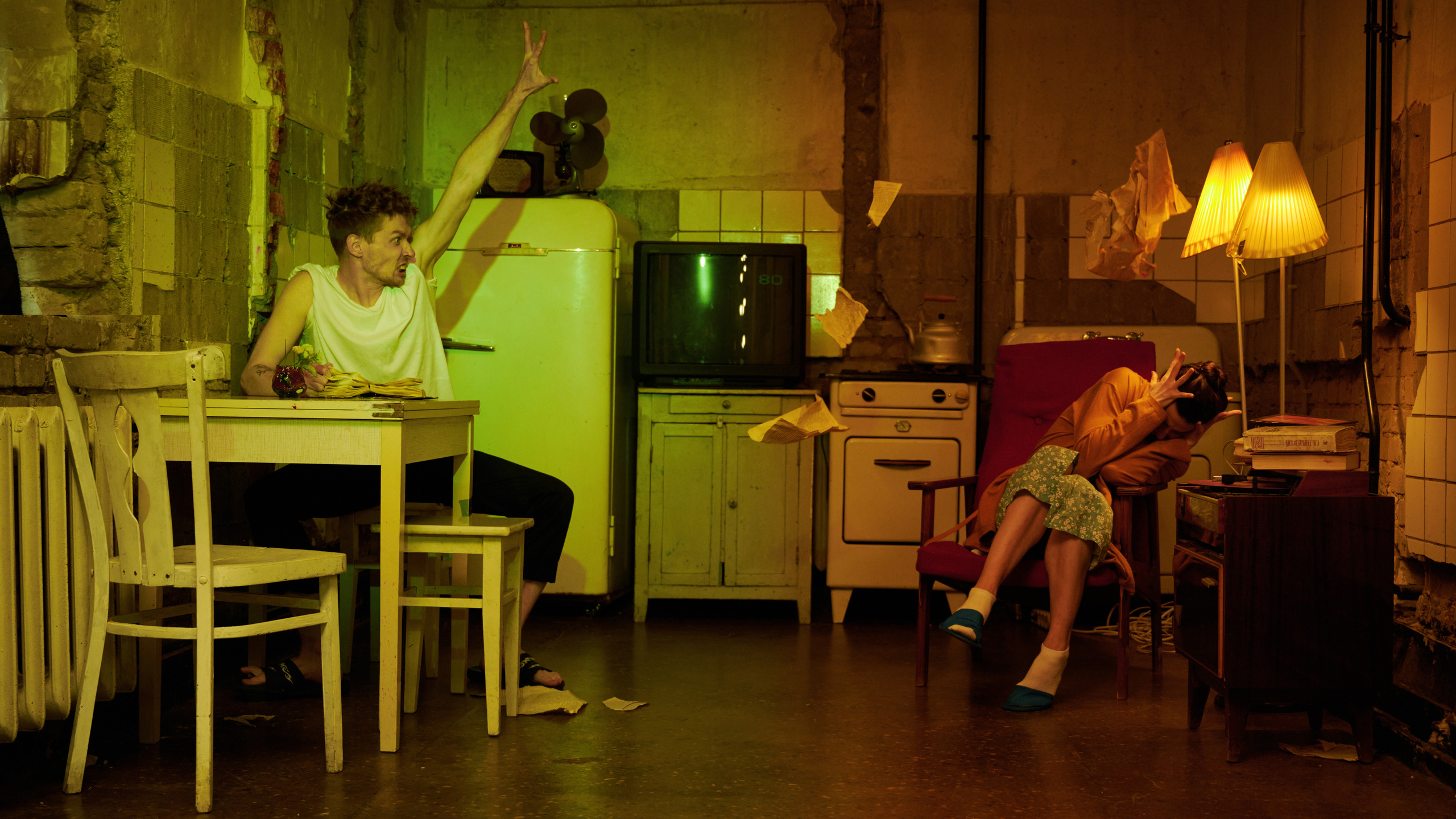 Убитые бытом. Виктор Кривогуз — российский портретный фотограф