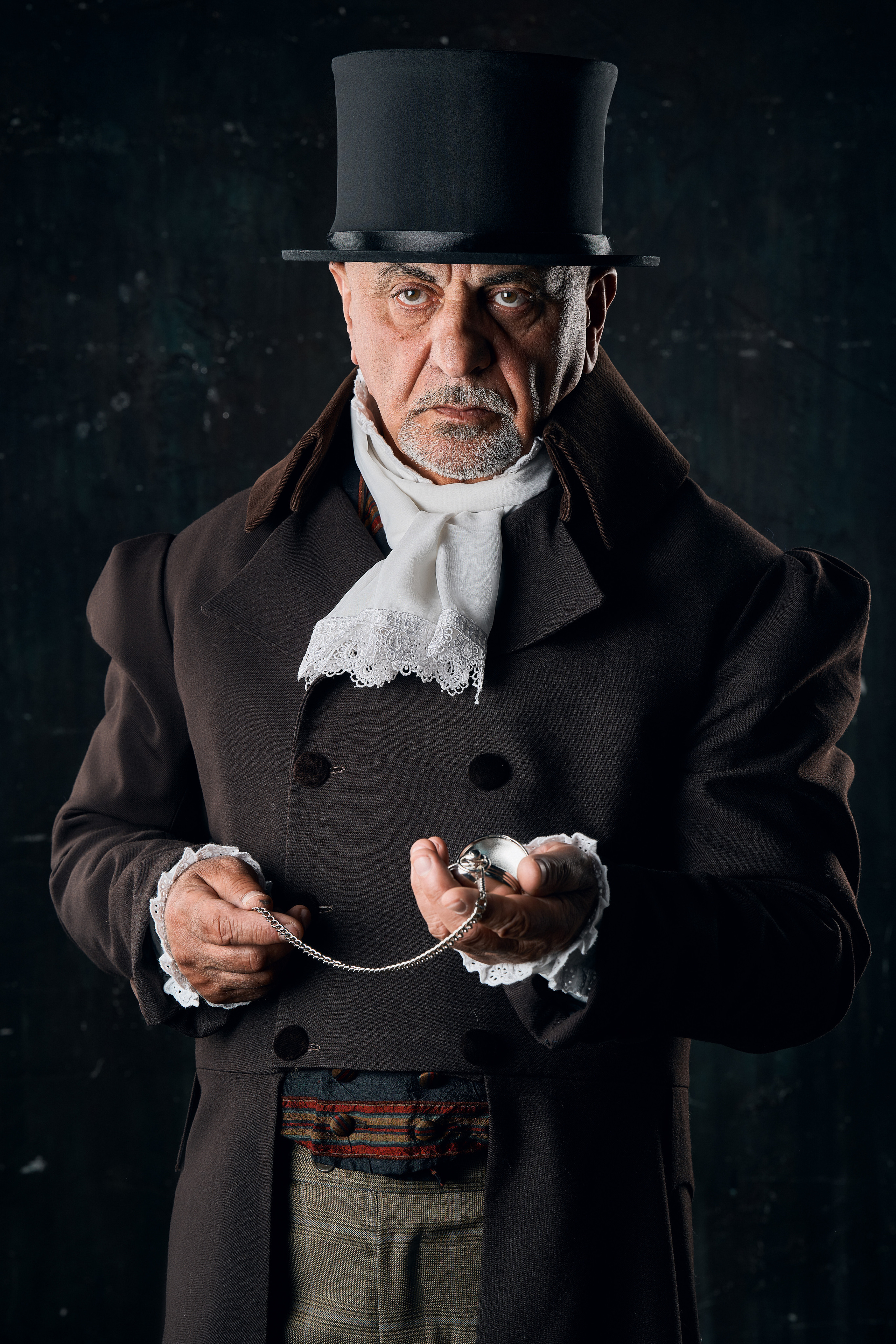 Арам. Виктор Кривогуз — российский портретный фотограф