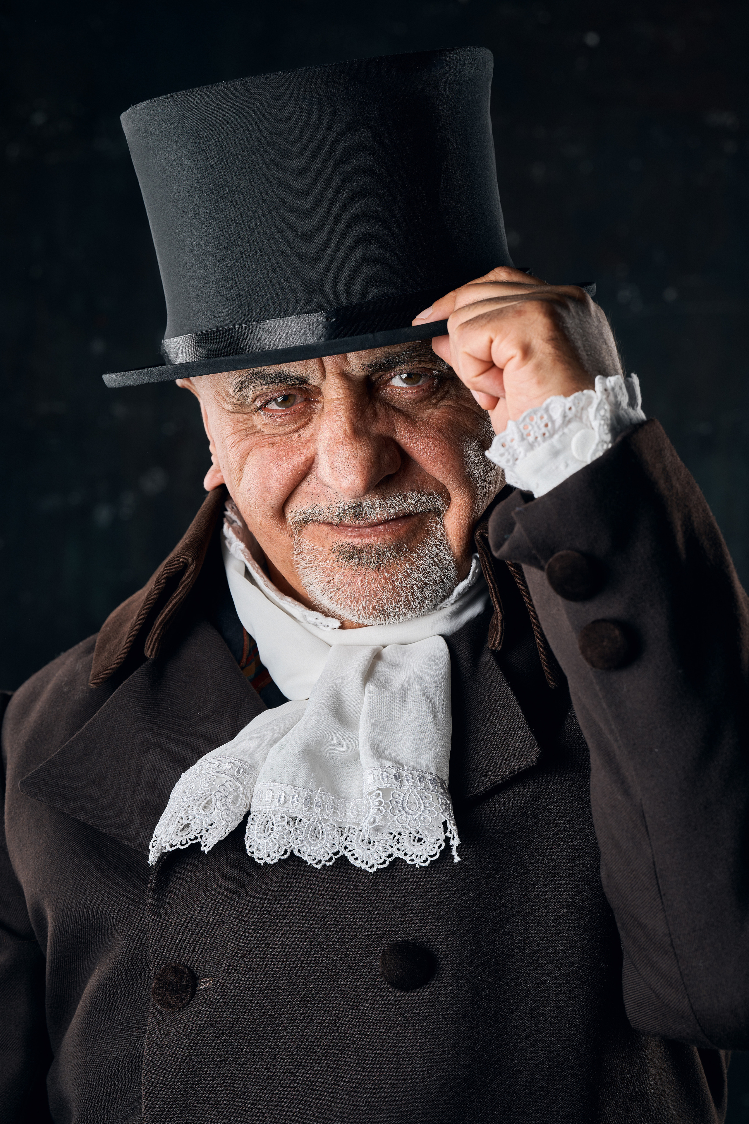 Арам. Виктор Кривогуз — российский портретный фотограф