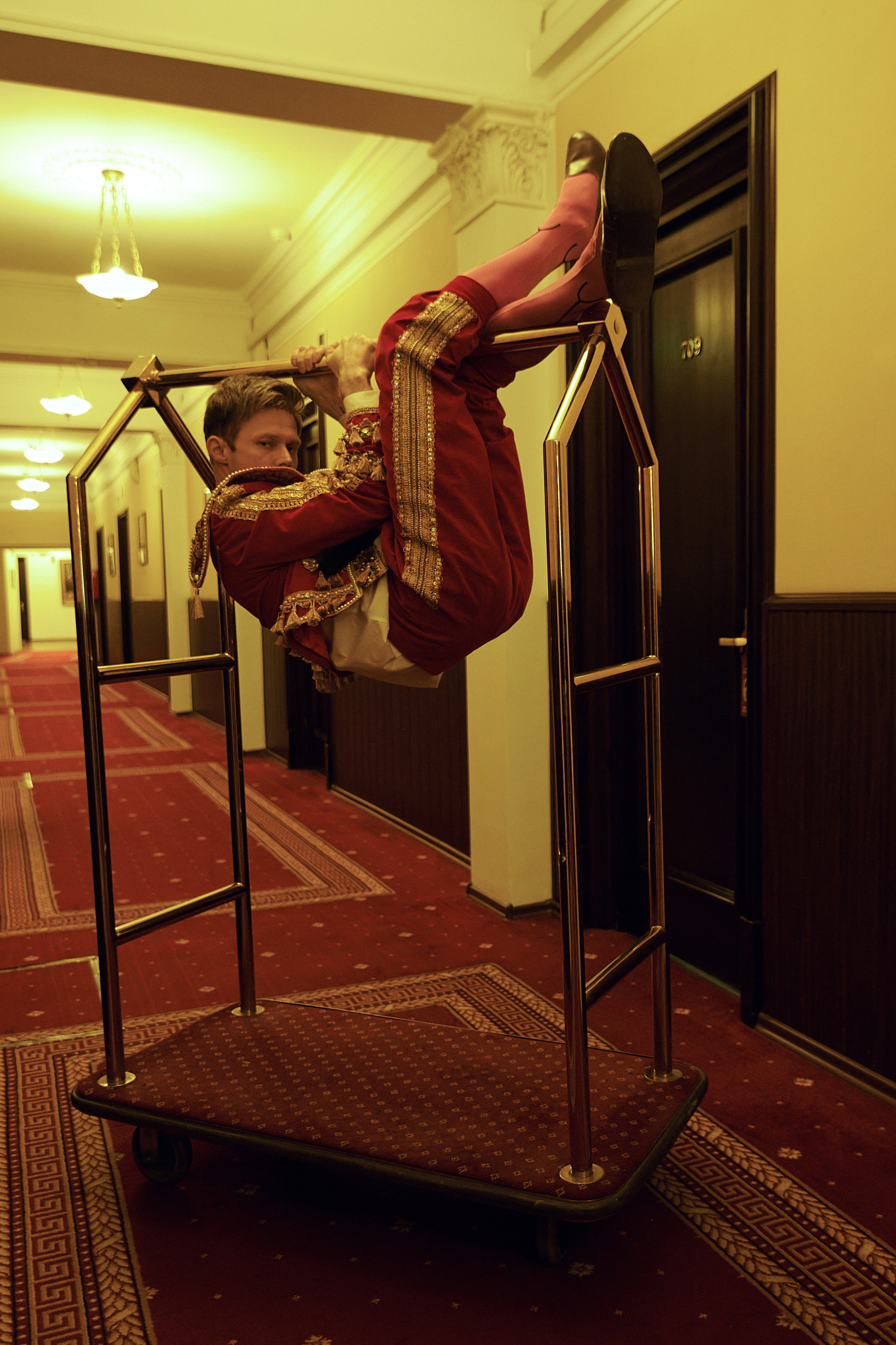 Даниил Воробьев. Виктор Кривогуз — российский портретный фотограф