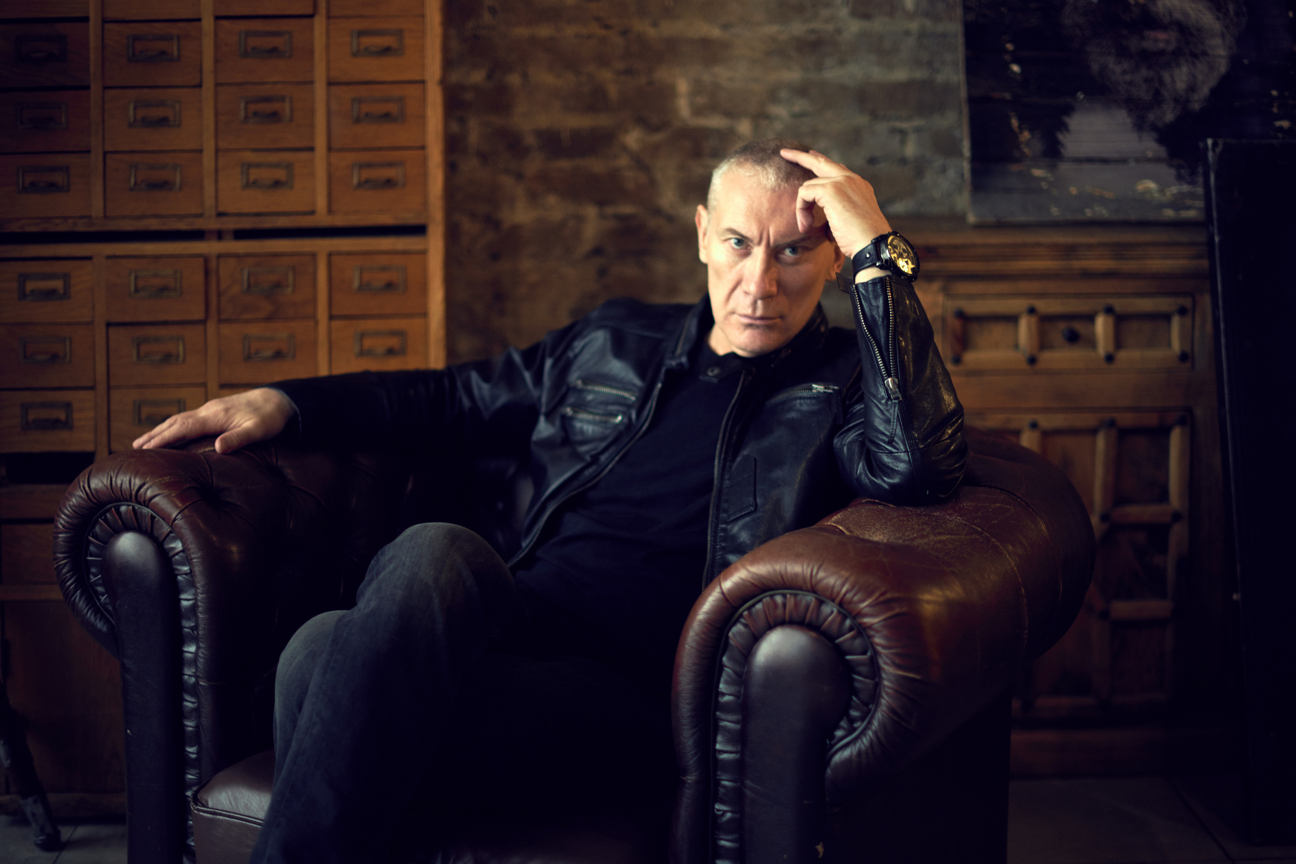 Игорь Жижикин. Виктор Кривогуз — российский портретный фотограф