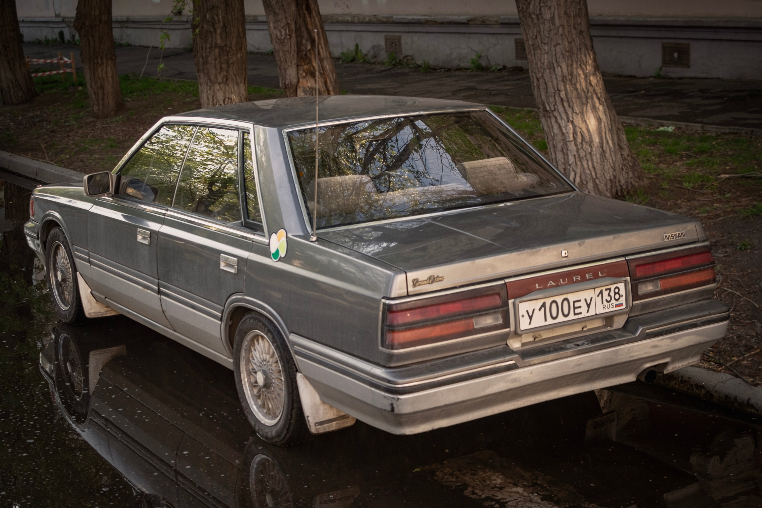 Nissan Laurel C32. Автомобильные фотографии и рисунки в Санкт-Петербурги Пашков Дмитрий