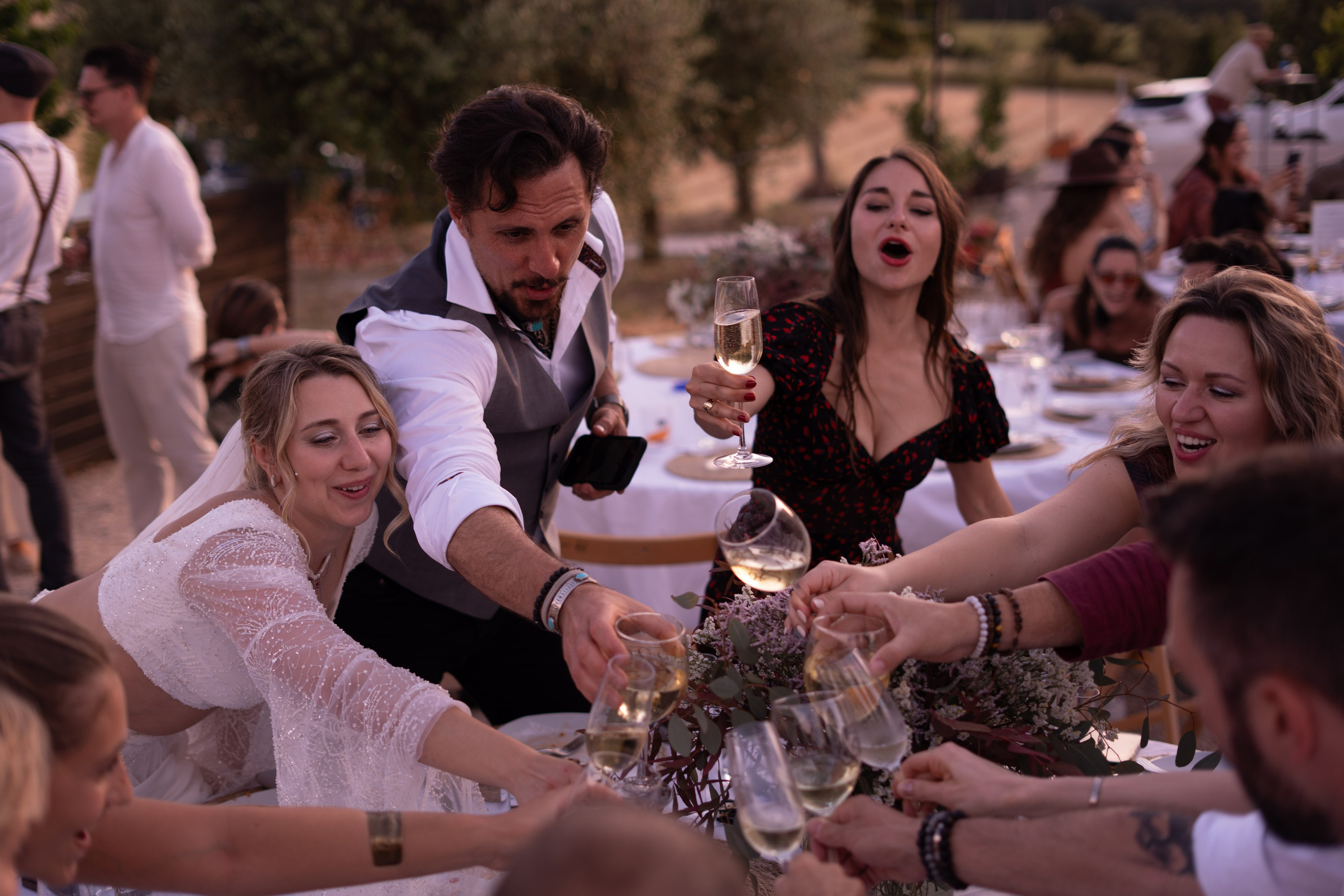 Stasy and Roberto. Wedding Photographer in Barcelona and Medellin