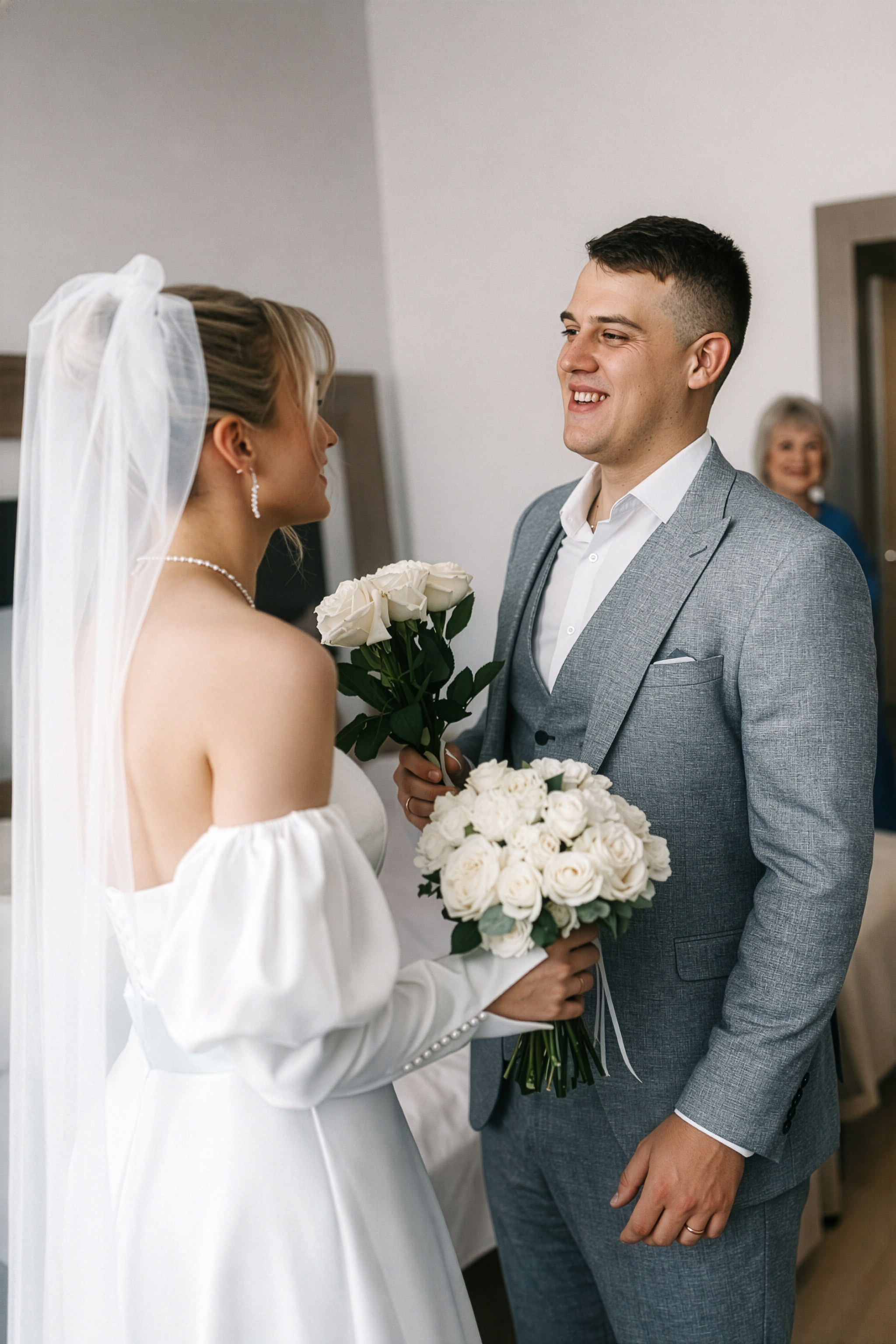 Свадебный фотограф в Екатеринбурге — Дмитрий и Анна в отеле Novotel. Фотограф Дмитрий Судаков — Свадебная и репортажная съемка в Екатеринбурге и Москве
