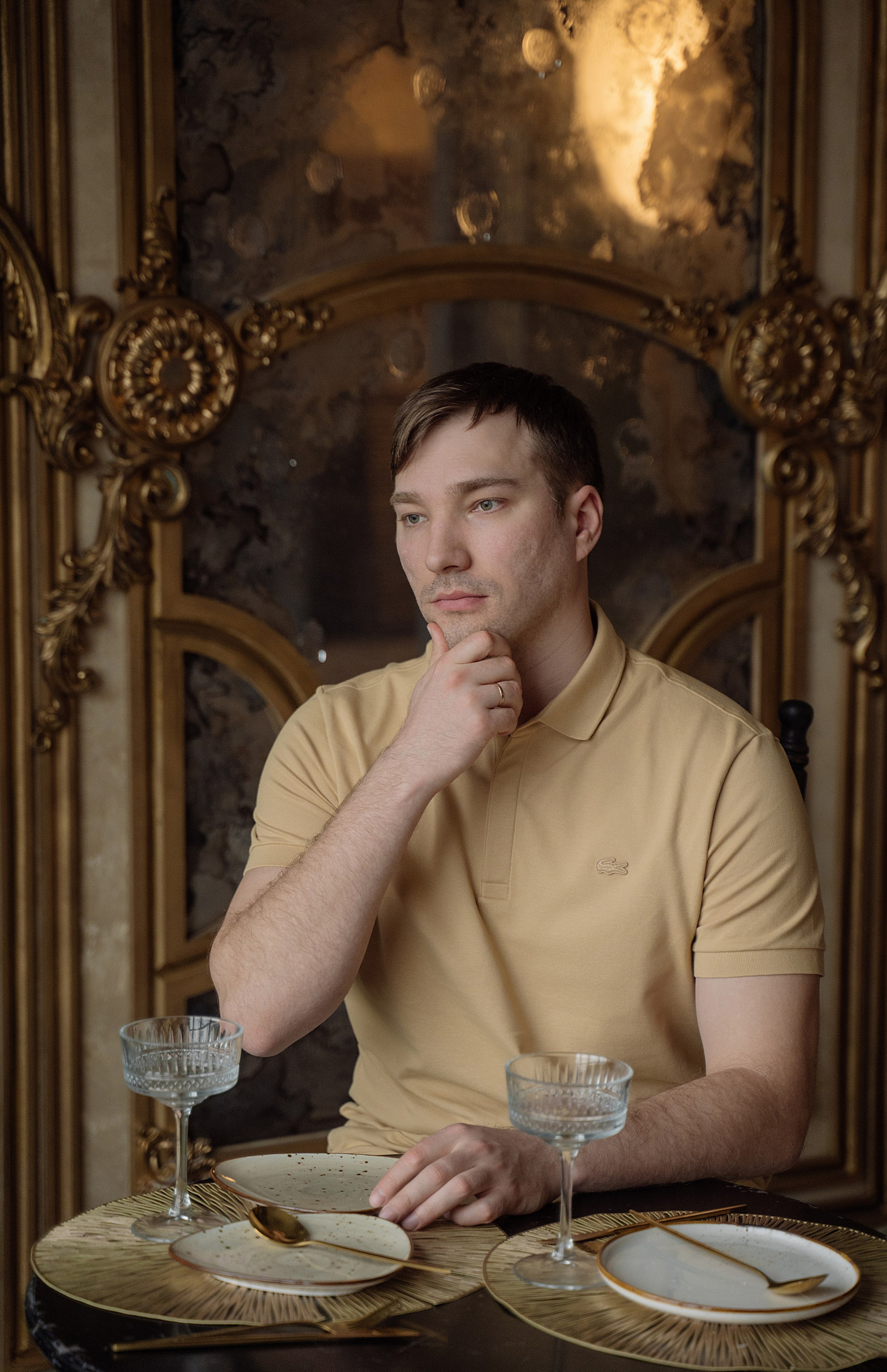 8. Свадебный фотограф