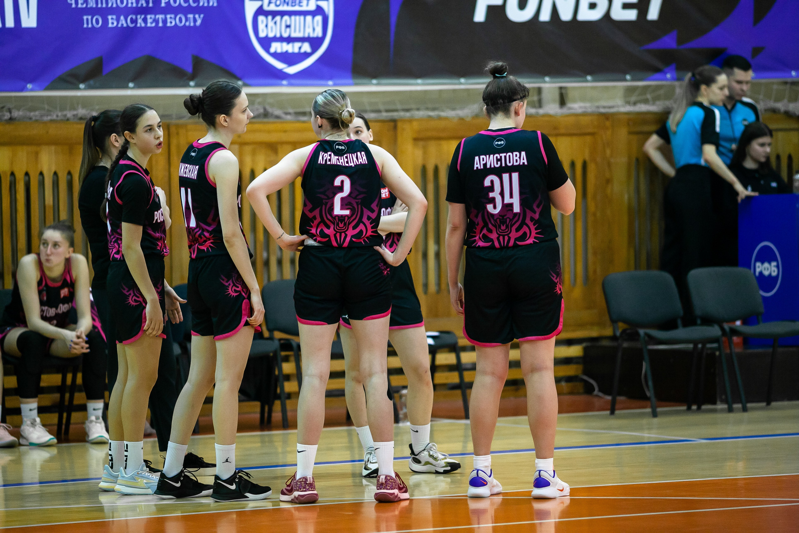 ЧГУ-Атланта — Ростов-ЮФУ / 1 игра. Фотография