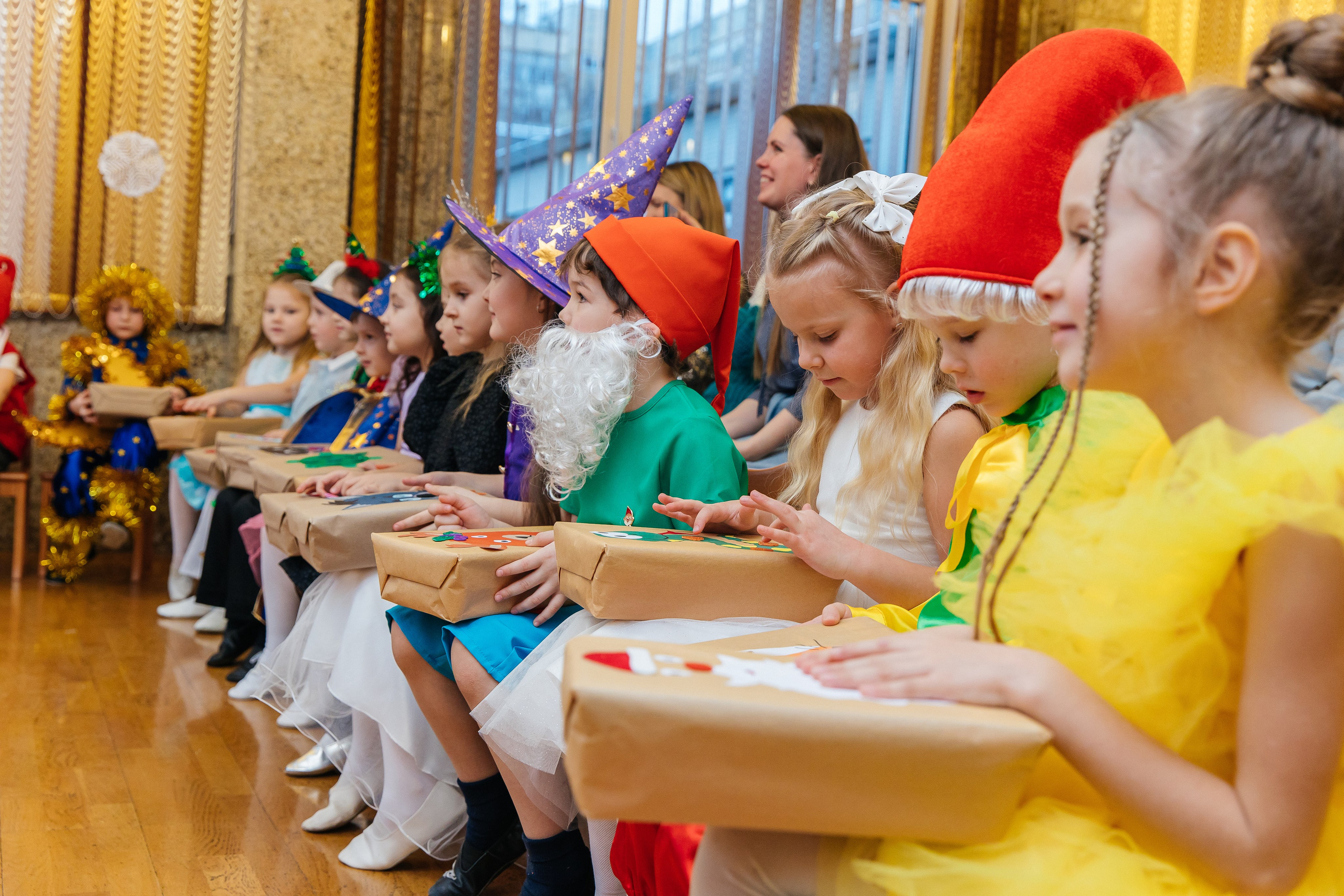 Детский сад № 93 — Утренник (27.12.2024). Свадебный и семейный фотограф Крамар Наталья