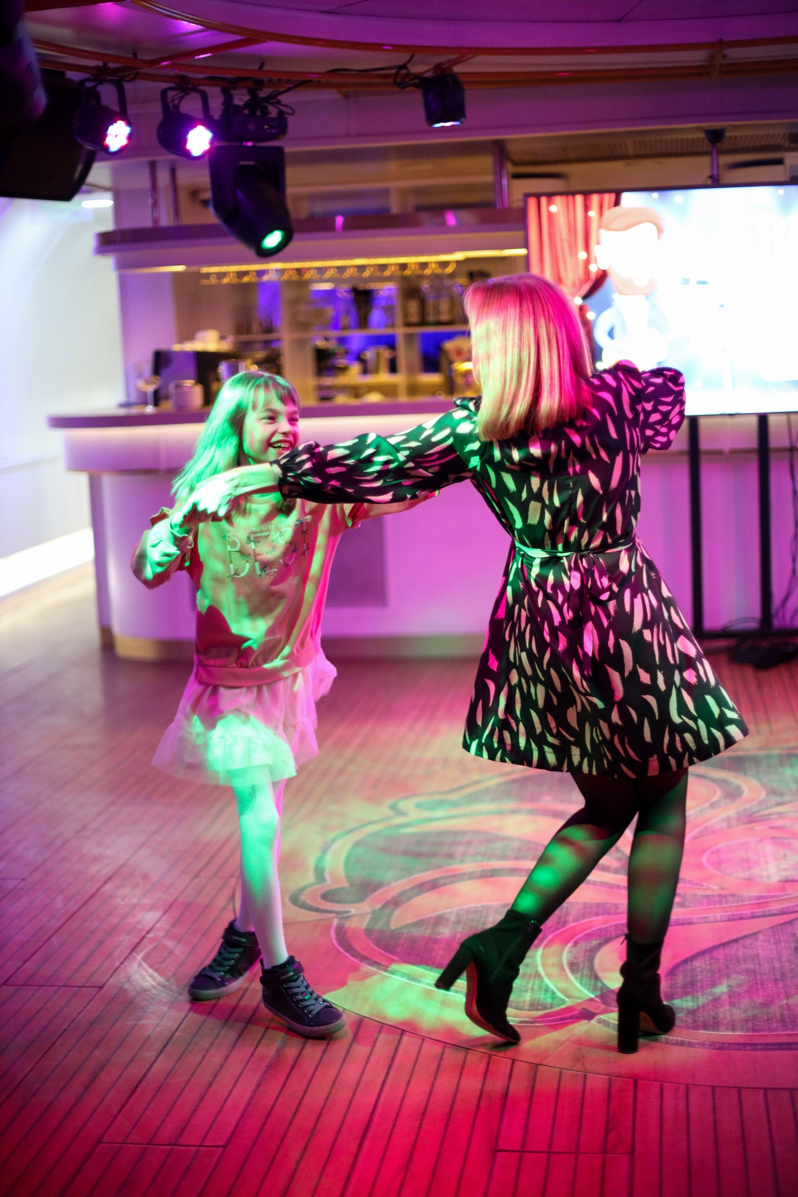 Стрит Фалькон.Теплоход Реддисон. Главная