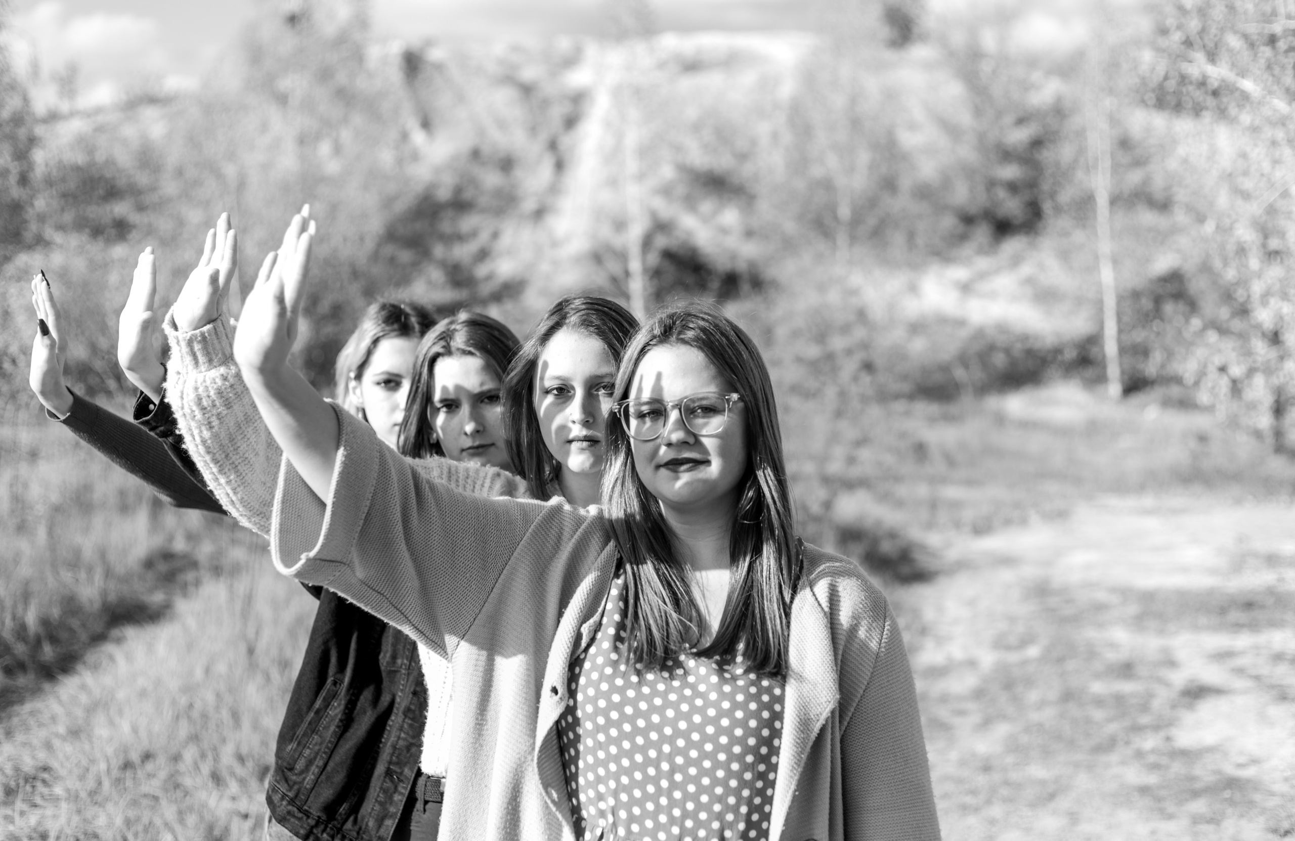 Прогулка. Выпускные альбомы Воронеж " СОКОЛ фото»