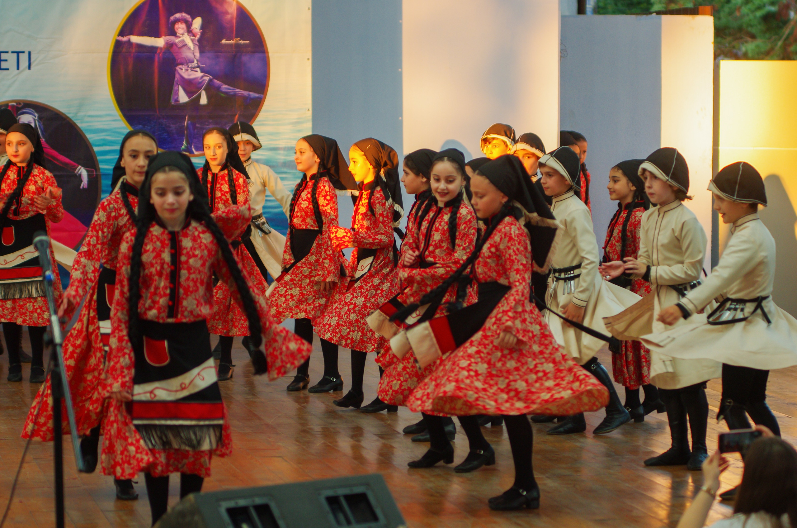 Кабулети Танцы. Портретный фотограф Денис Милютин