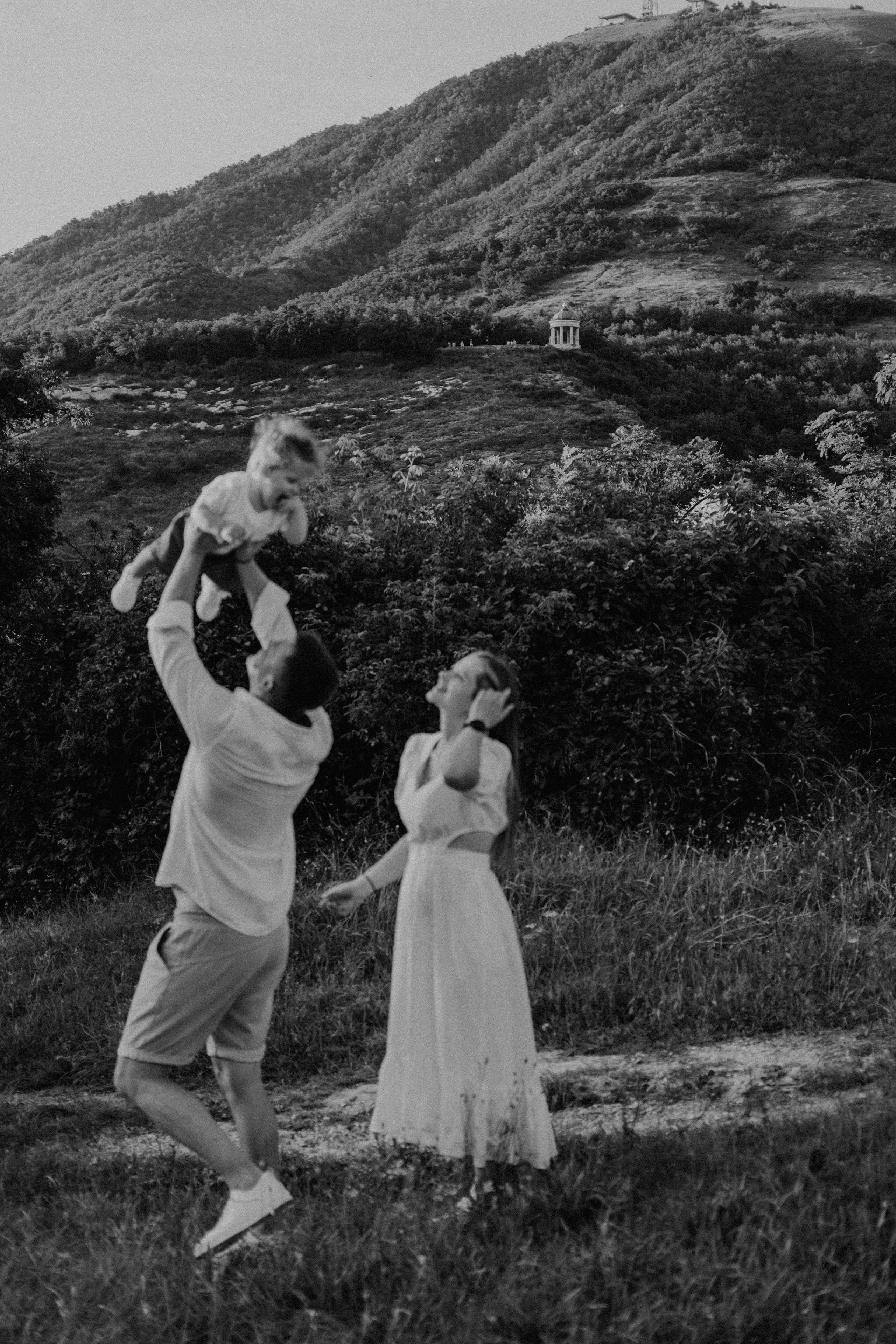 Семейная фотосессия на природе. Семейный фотограф в Москве Кристина Маркос