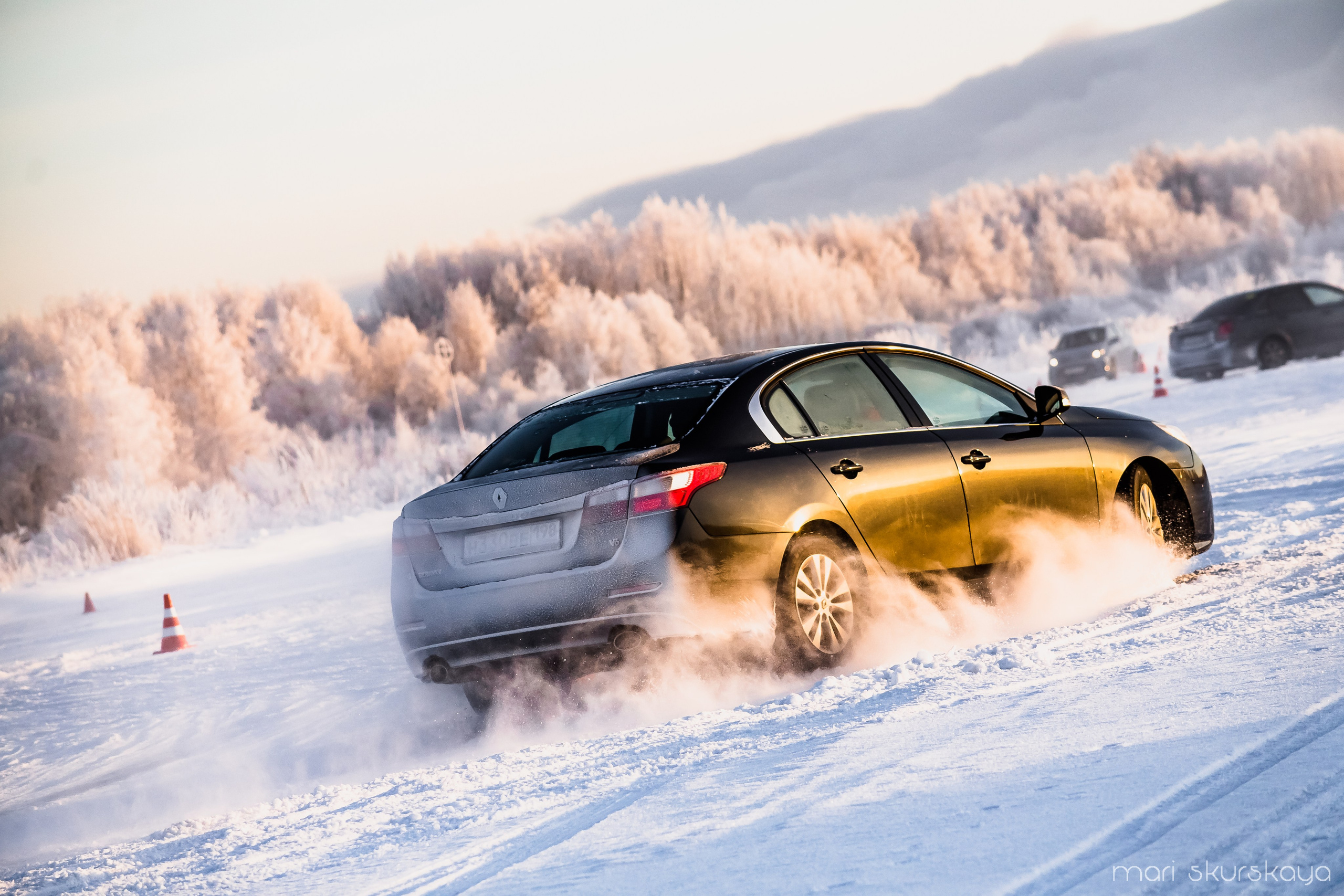 Контраварийная практика вождения автомобиля. Мотофотограф в Санкт-Петербурге Мария Скурская