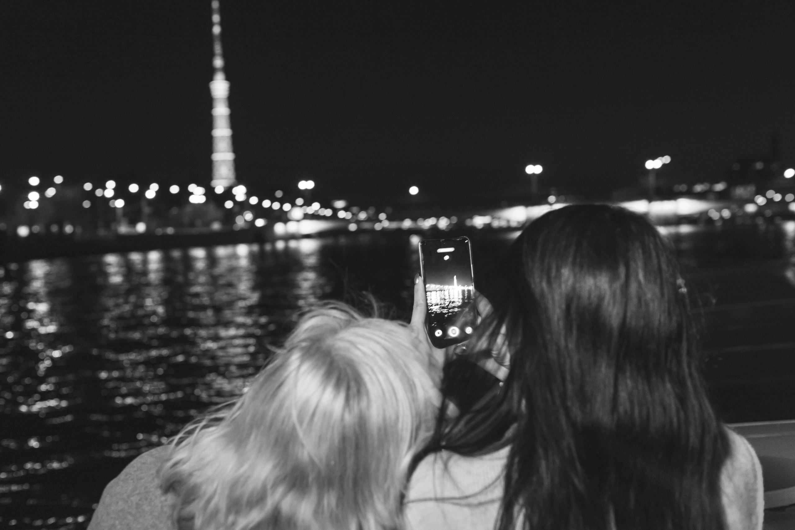 Зеркало ночного города. Фотограф в Санкт — Петербурге Валерий Гаухман