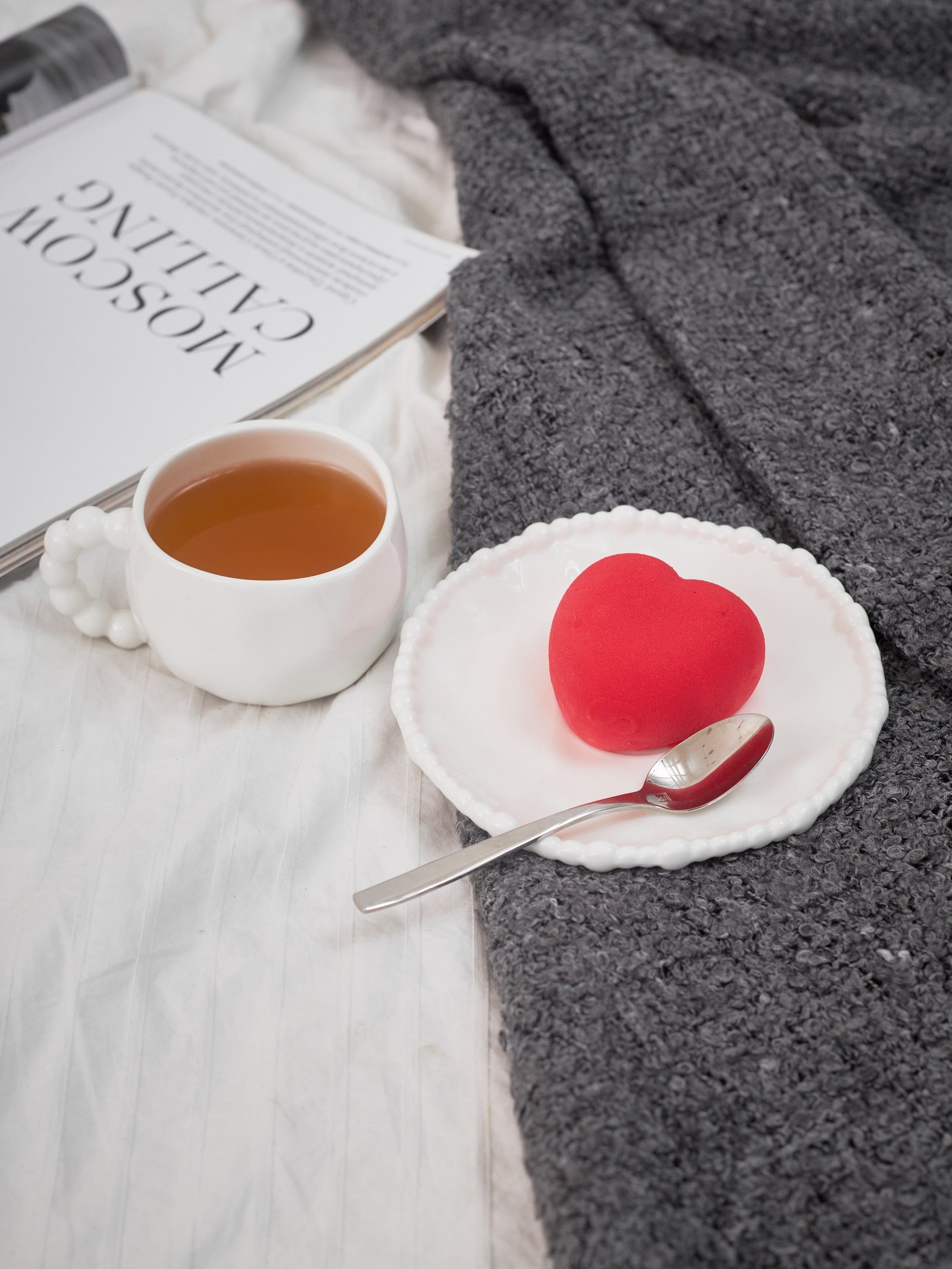 Фотосъемка посуды термосов Екатеринбург товары для кухни Wildberries ВБ Ozon предметка Екб заказать цена. Фотограф Екатеринбург Анастасия Жерновская | Маркетплейсы и нейрофото