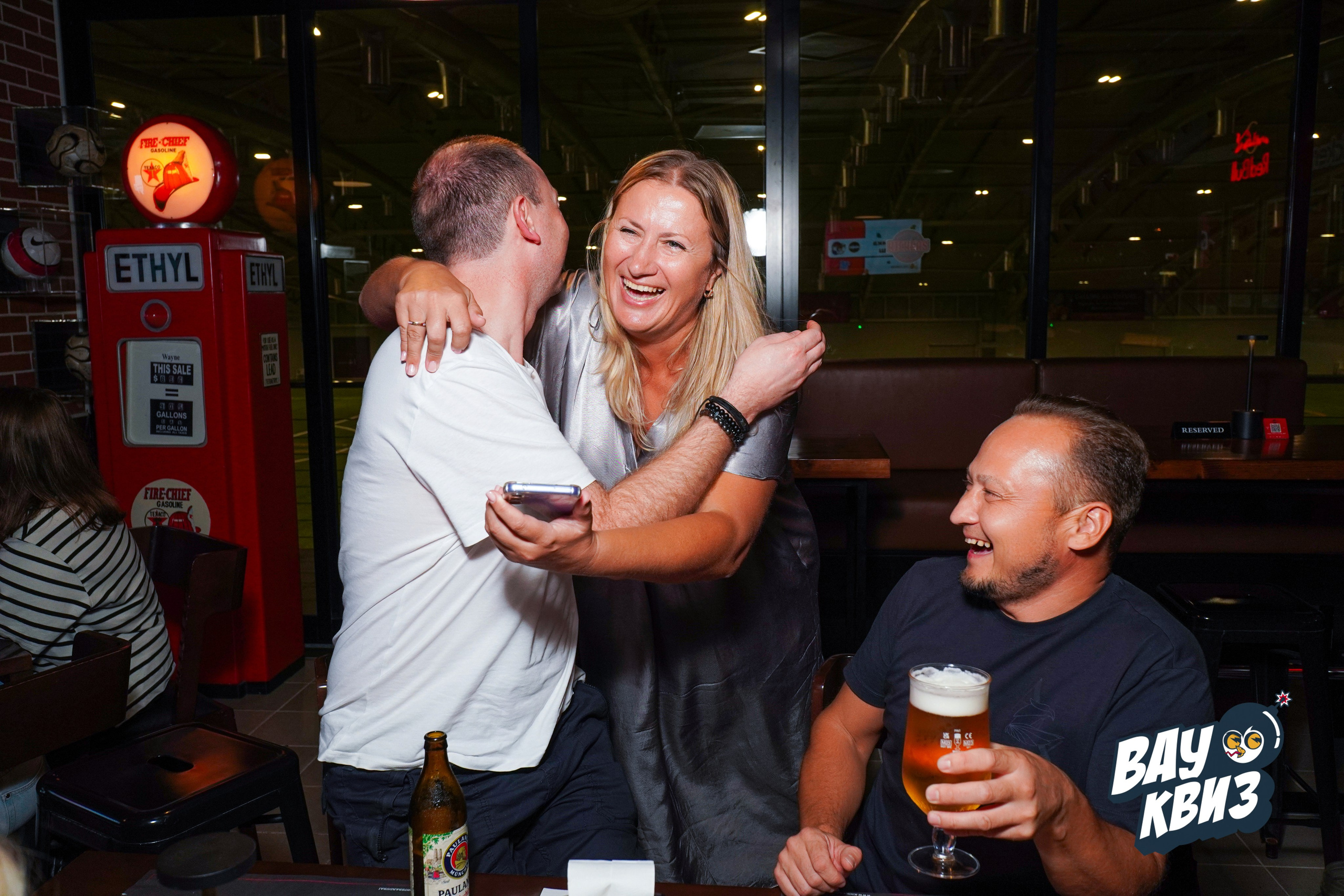 WOW QUIZ DUBAI. Фото | Видео Контент Мишель Ватаманюк