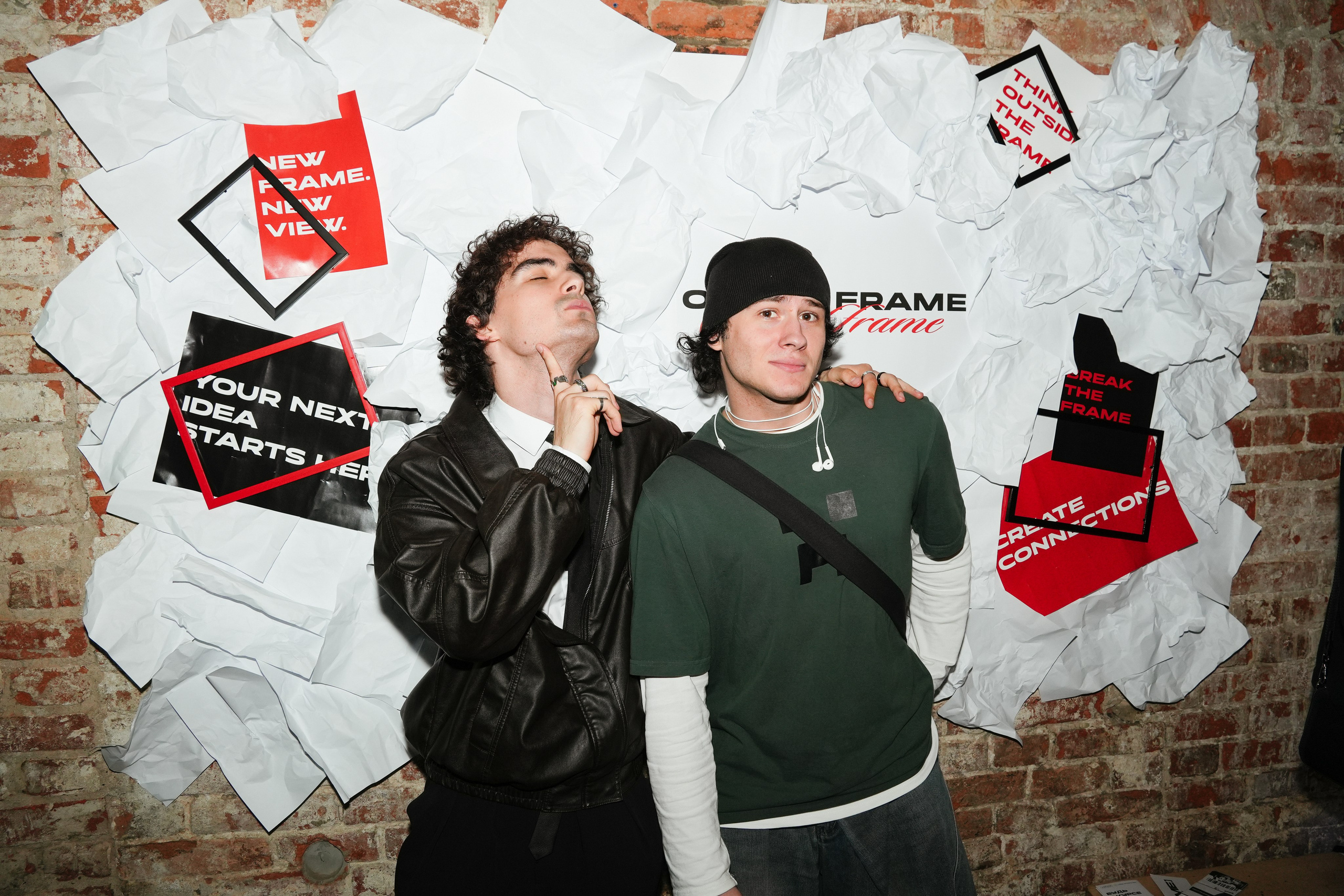 «OUT OF FRAME» / 18.06. Репортажный фотограф в Москве Старовойтов Матвей